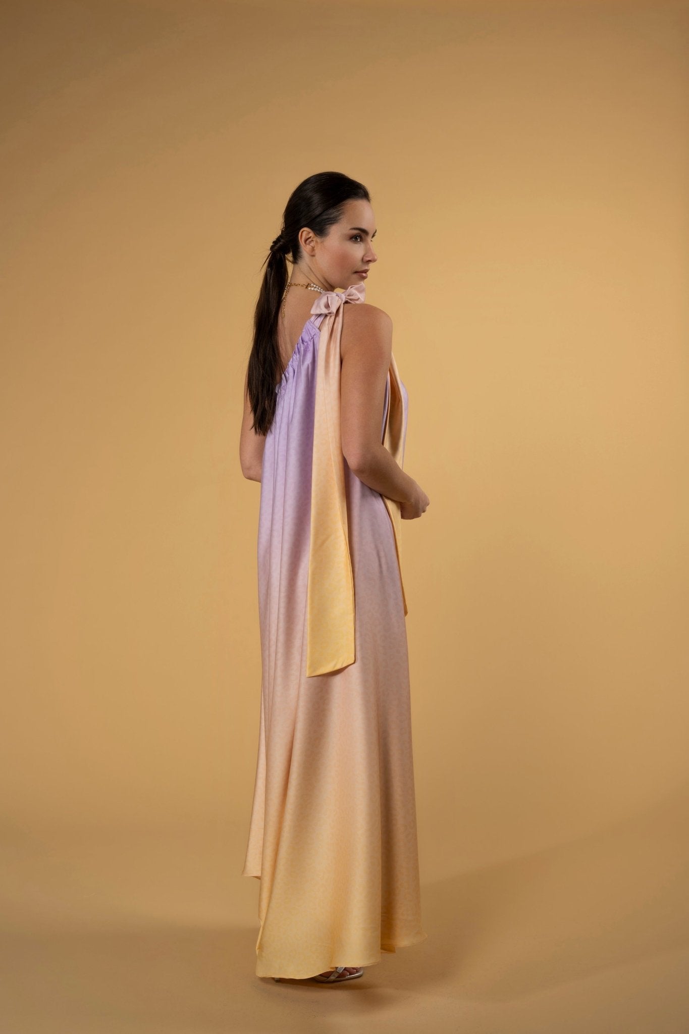 Oro Gradient Leo Dress l |فستان Oro Gradient Leo - Maison Clad