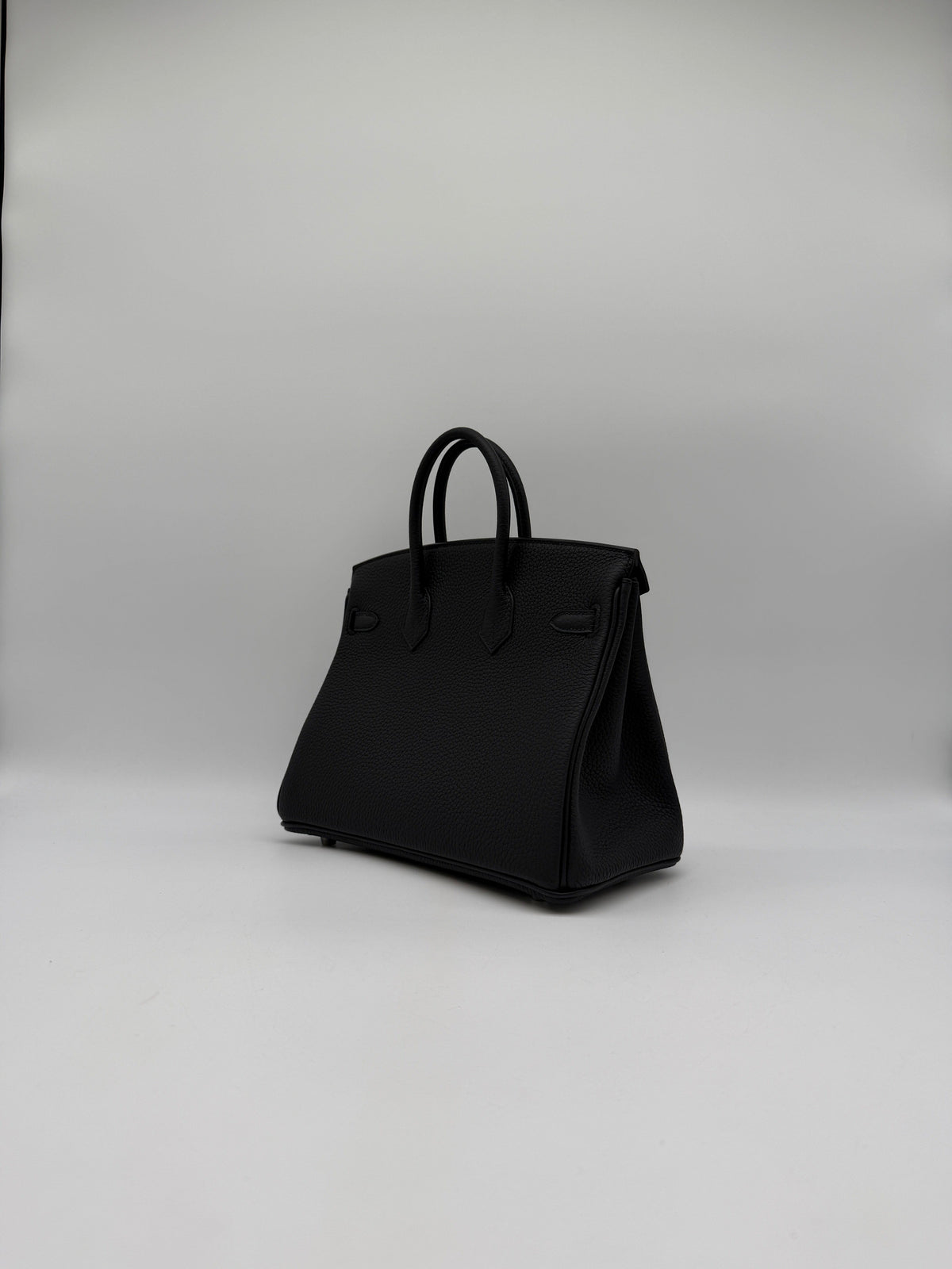 Prime Concierge Hermès Birkin 25 Black Togo Palladium Hardware