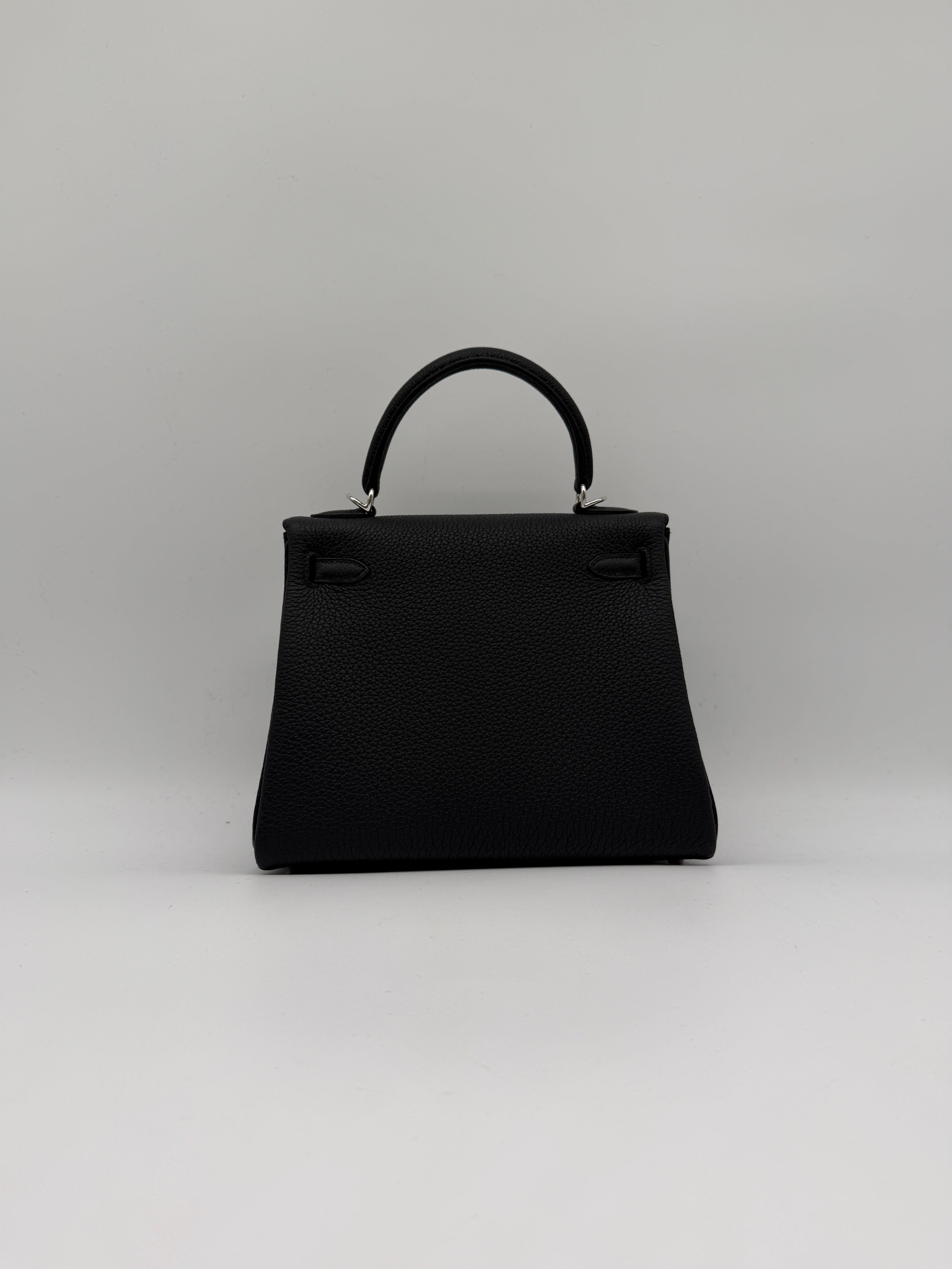 Prime Concierge Hermès Kelly 25 Black Togo Palladium Hardware