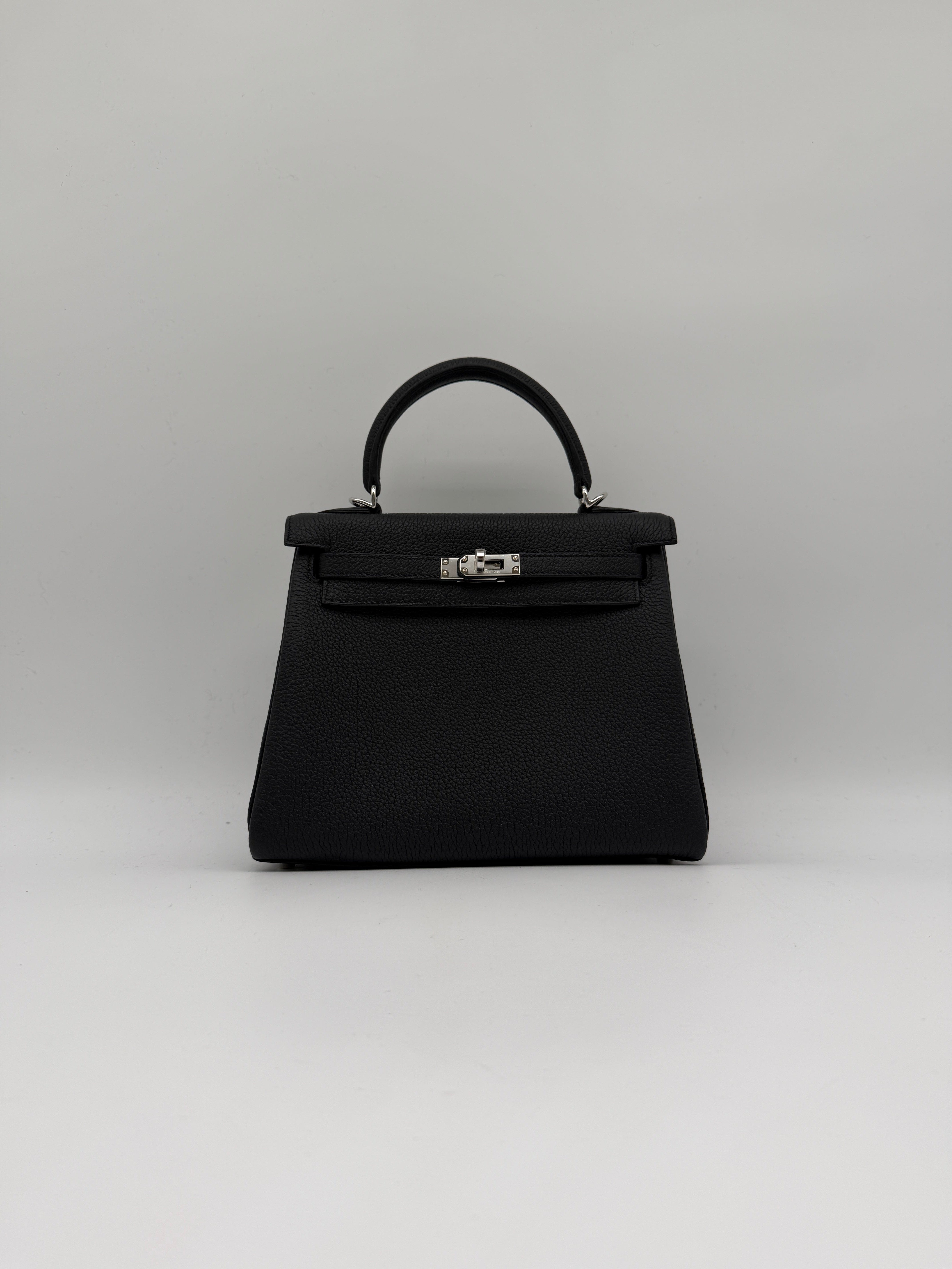 Prime Concierge Hermès Kelly 25 Black Togo Palladium Hardware