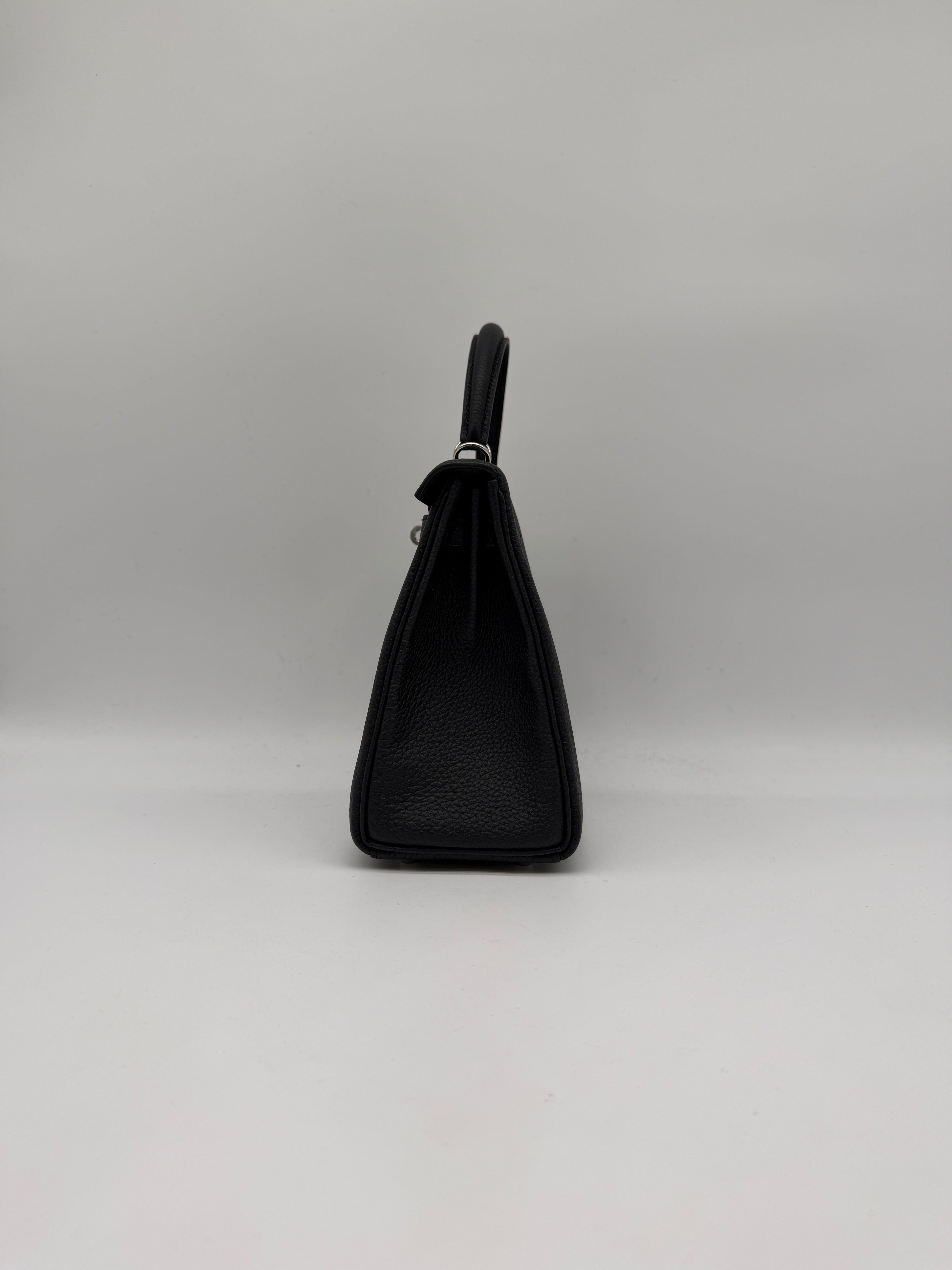 Prime Concierge Hermès Kelly 25 Black Togo Palladium Hardware