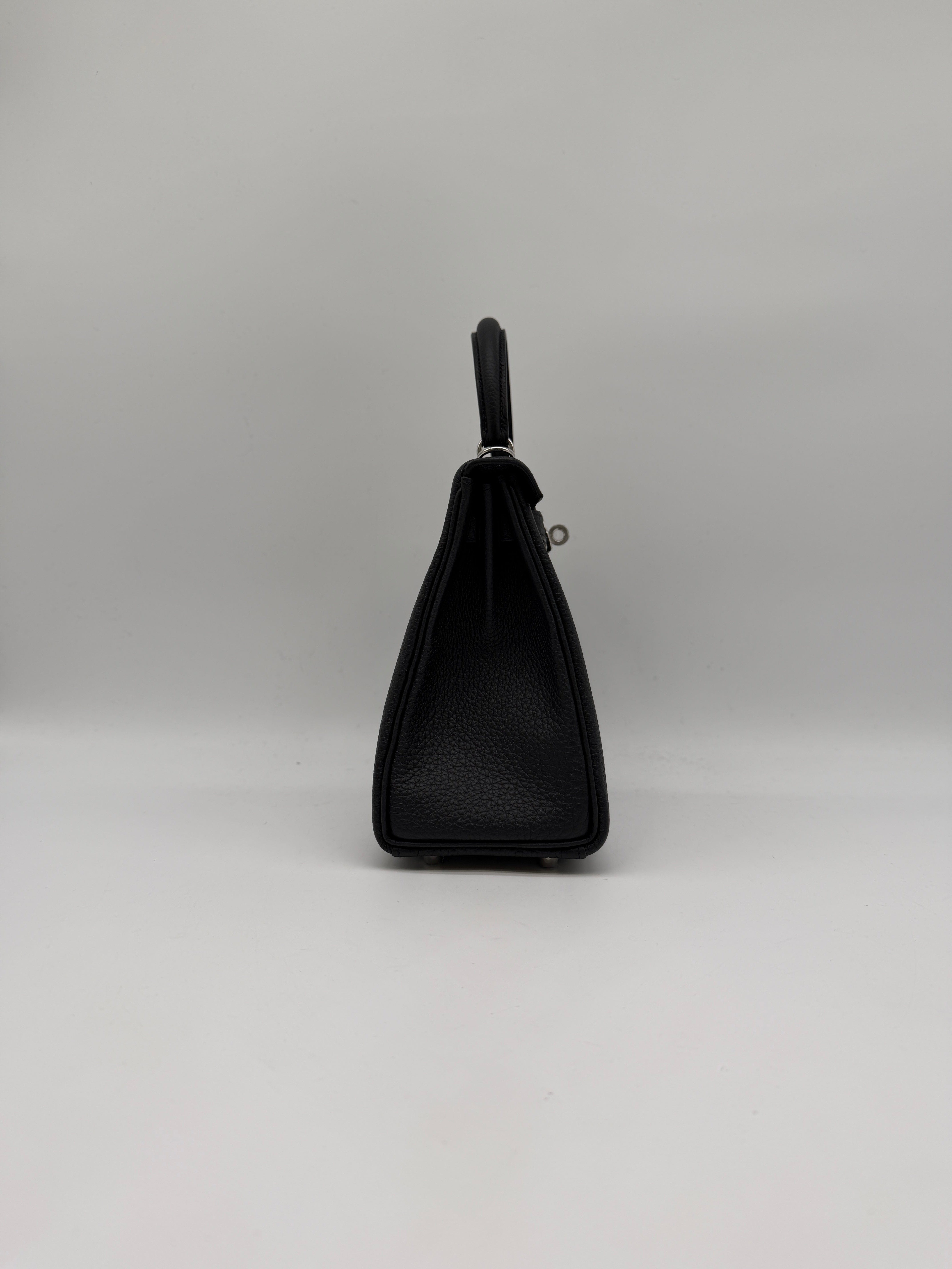 Prime Concierge Hermès Kelly 25 Black Togo Palladium Hardware