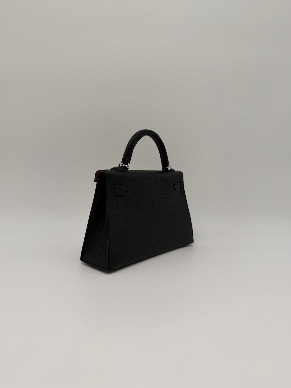 Prime Concierge Hermès Mini Kelly Black/ Gold Epsom Palladium Hardware