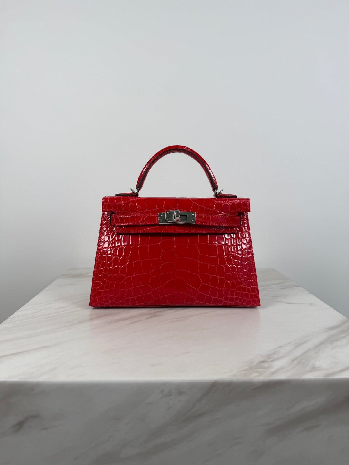 Prime Concierge Hermès Mini Kelly Rouge De Coeur Shiny Alligator Palladium Hardware