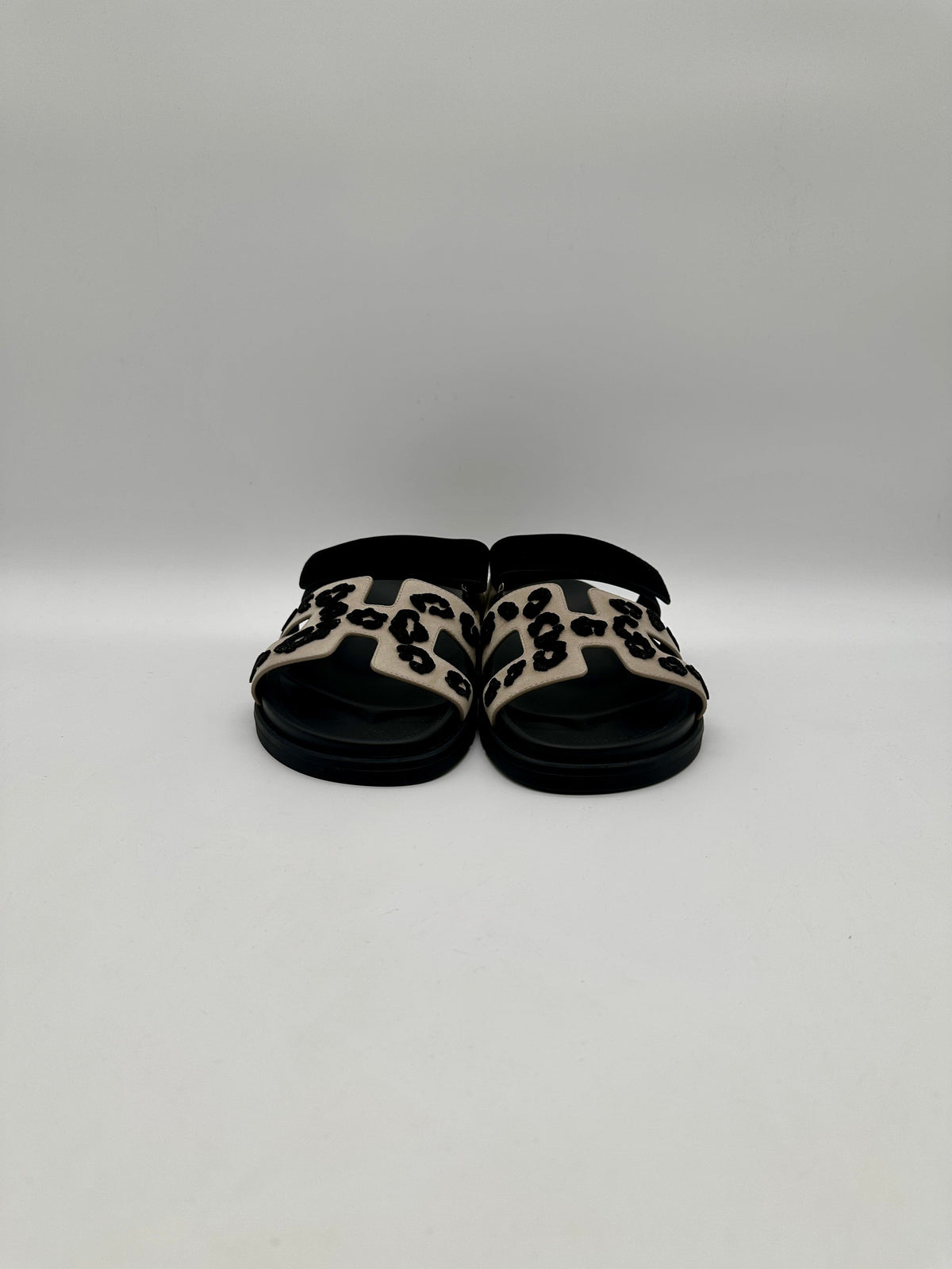 Prime Concierge Hermès Chypre Sandal Beige Esquisse/Noir