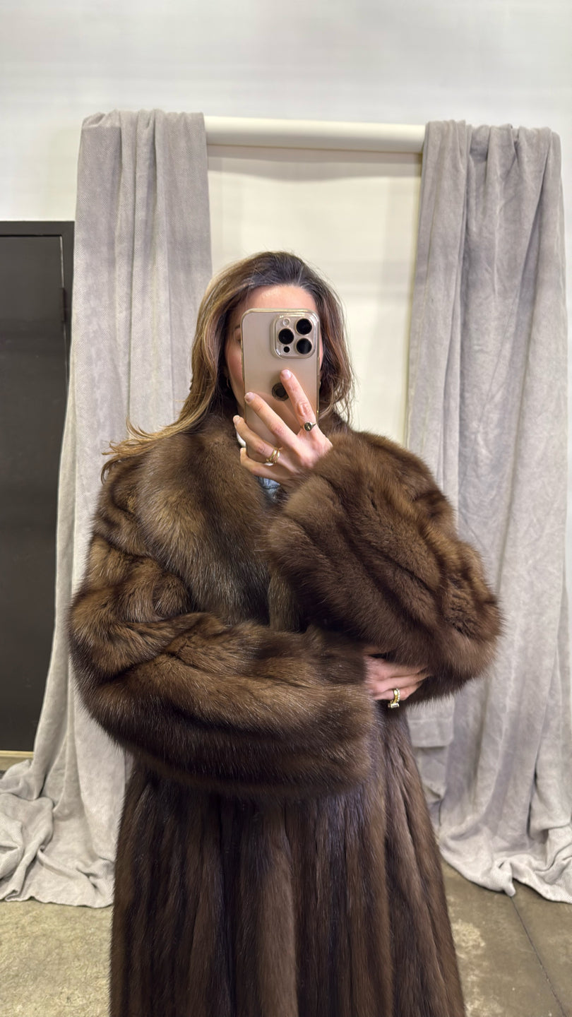 SABLE COAT Brown