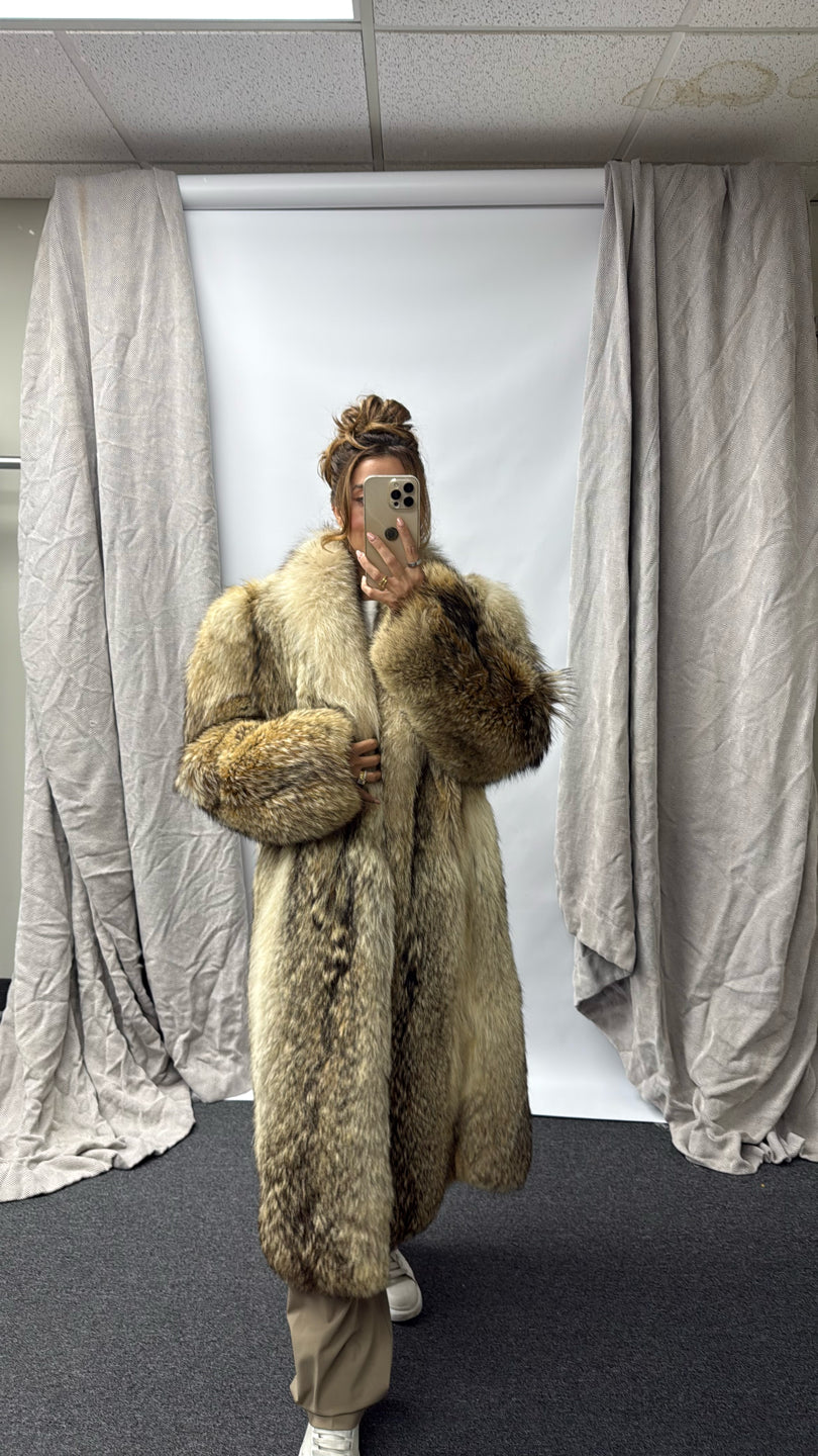 COYOTE COAT Taupe/Tan