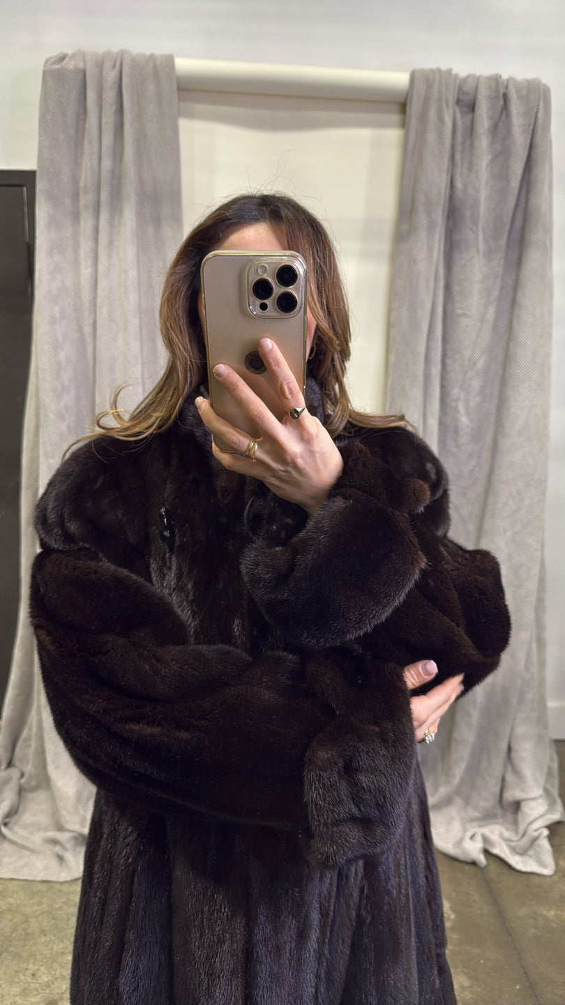 Ranch Mink Skin On Skin Short Coat Reversible To Silk - Black GM19052331973