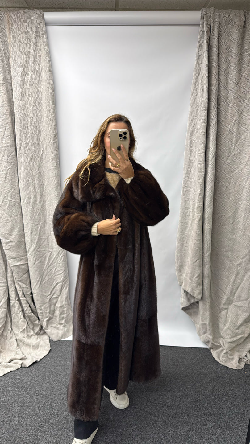 NATURAL MAHOGANY MINK COAT Brown