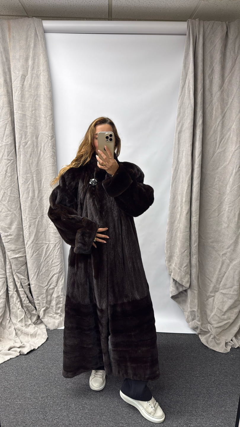 NATURAL RANCH MINK COAT Black