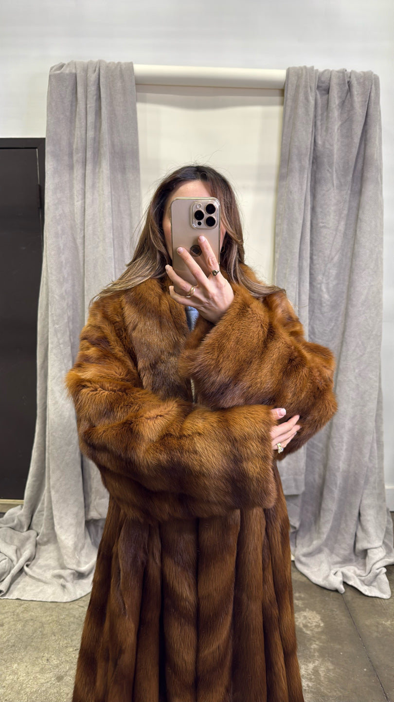 Natural Beaver Coat With Hood And Mink Trim - Brown GM16041903948