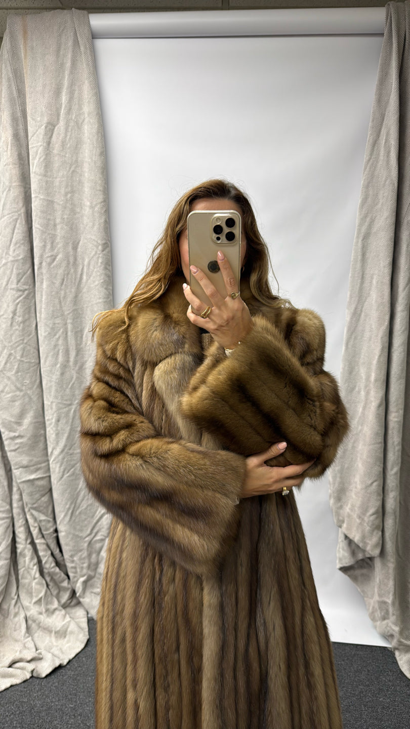 SABLE BROWN COAT Brown