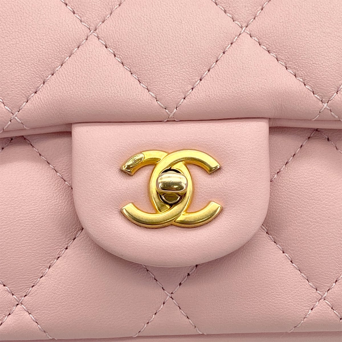 PURPOSE CHANEL MINI MATELASSE HEART CHARM CHAIN SHOULDER BAG PINK LAMB SKIN GOLD HARDWARE 90327292