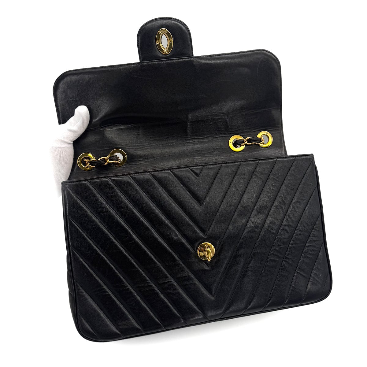 PURPOSE CHANEL VINTAGE CHEVRON CHAIN SHOULDER BAG BLACK LAMB SKIN 90286581