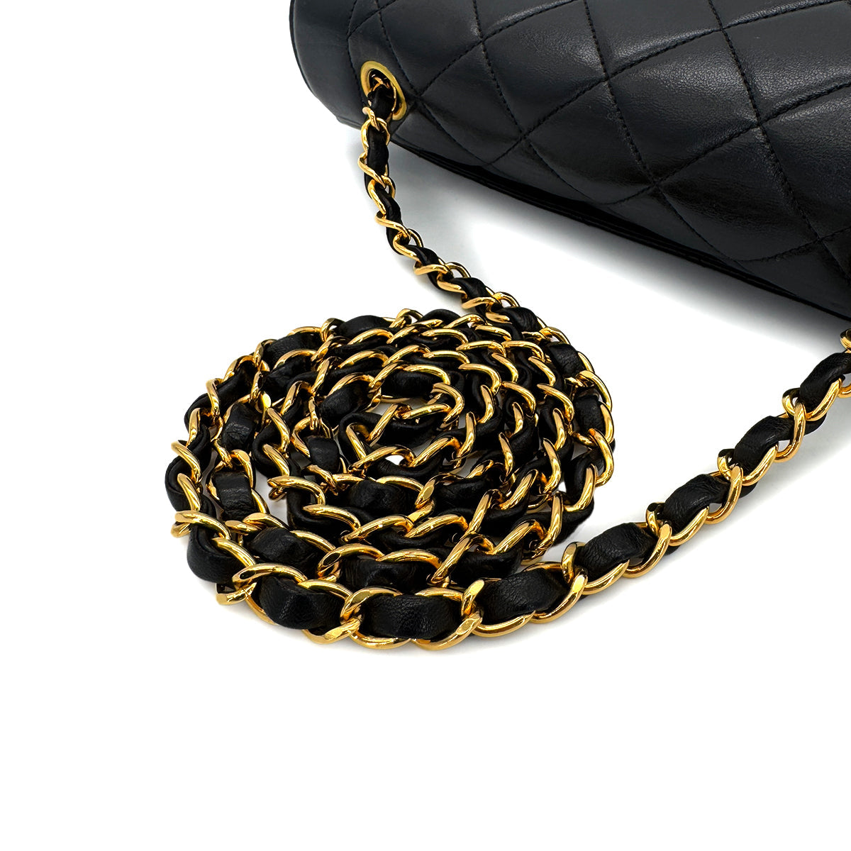 PURPOSE CHANEL VINTAGE MATELASSE CHAIN SHOULDER BAG BLACK LAMB SKIN 90286874