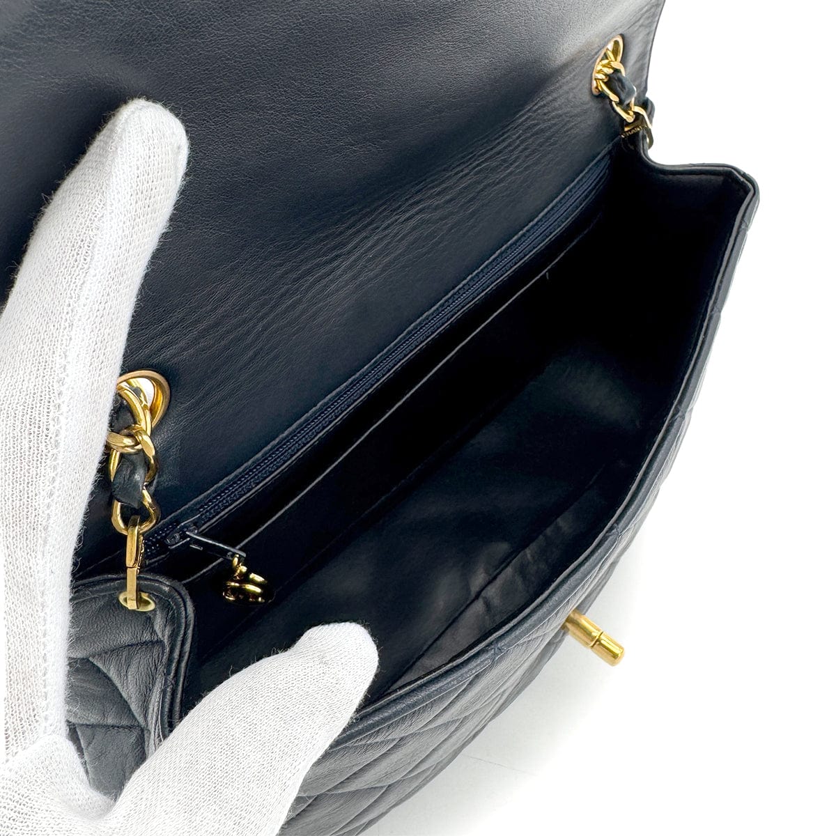 PURPOSE CHANEL VINTAGE MATELASSE CHAIN SHOULDER BAG NAVY LAMB SKIN 90269101