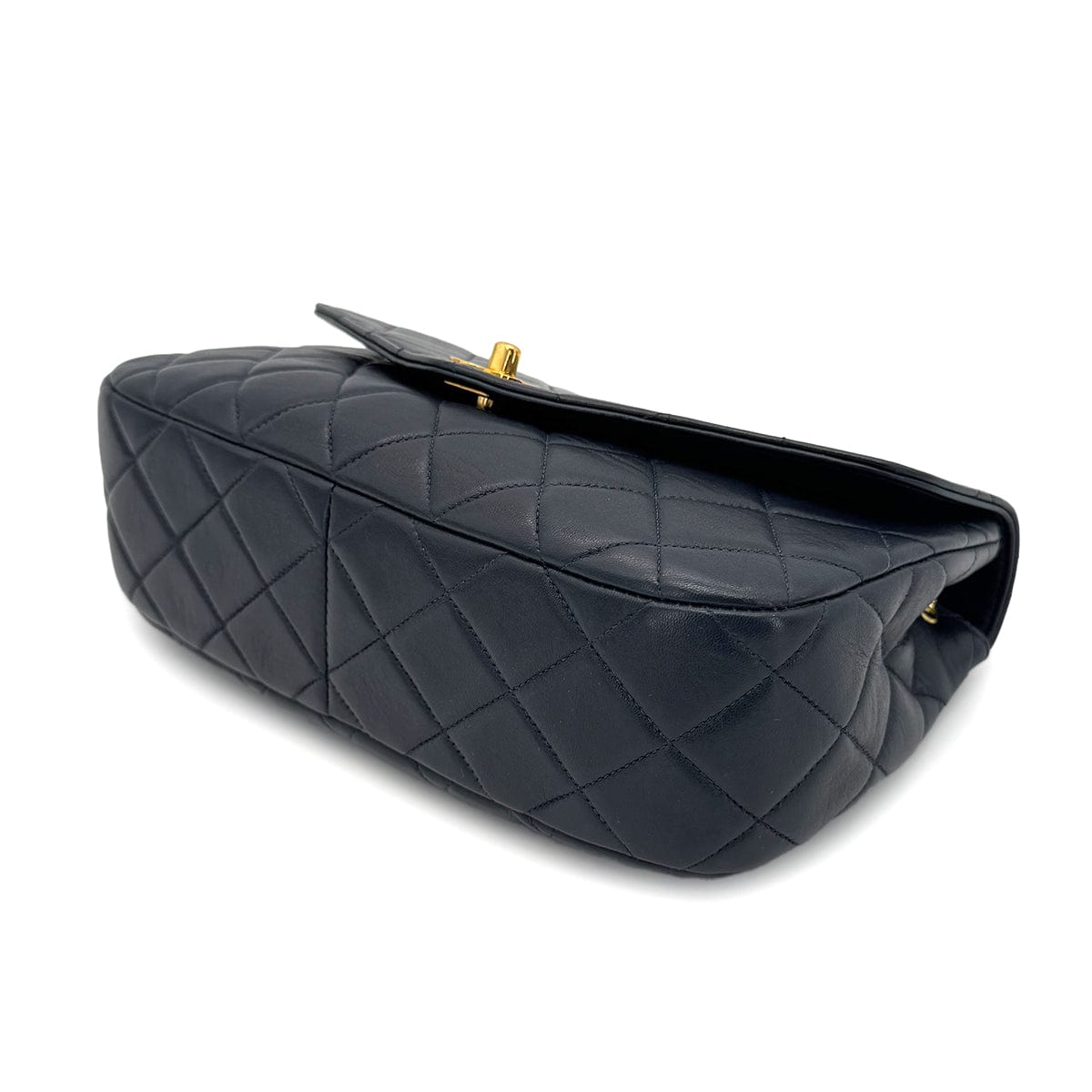 PURPOSE CHANEL VINTAGE MATELASSE CHAIN SHOULDER BAG NAVY LAMB SKIN 90269101