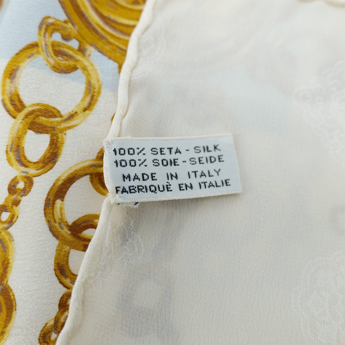 PURPOSE CHANEL VINTAGE SCARF COCOMARK CHAIN PATTERN WHITE LIGHT BLUE SILK 90305125