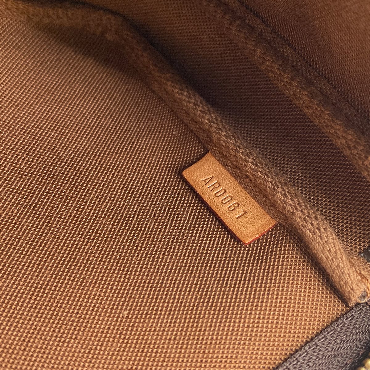 PURPOSE LOUIS VUITTON MONOGRAM GRAFFITI POCHETTE ACCESSOIRES HAND BAG BROWN GREEN M92191 90299295