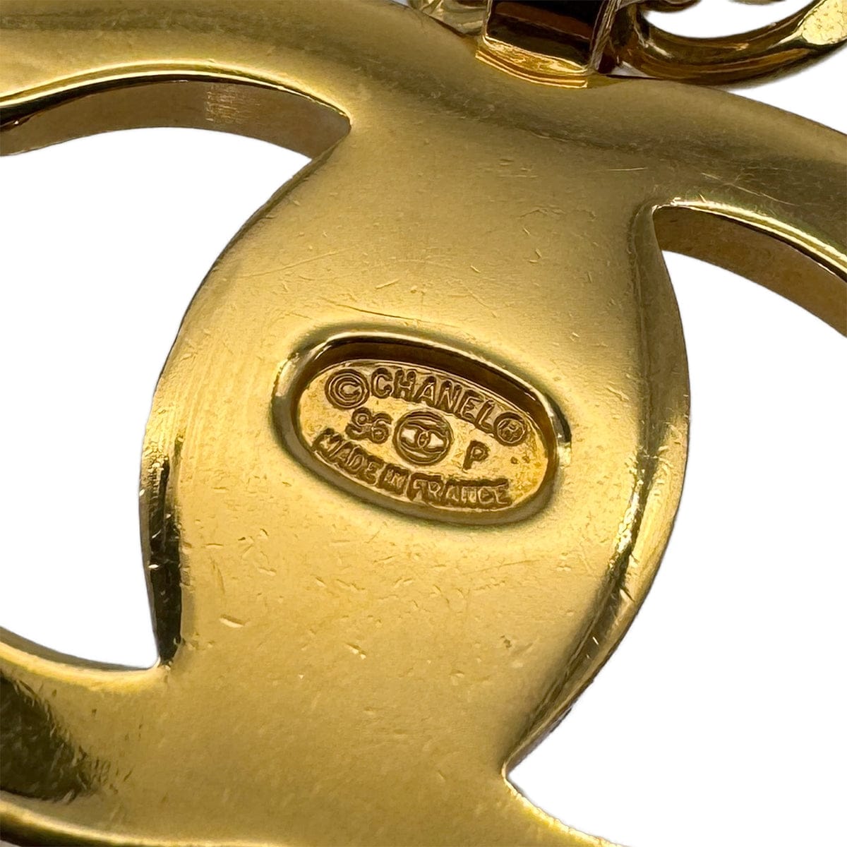 PURPOSE VINTAGE CHANEL COCOMARK TURN LOCK NECKLACE GOLD ACCESSORY 96P 90323483