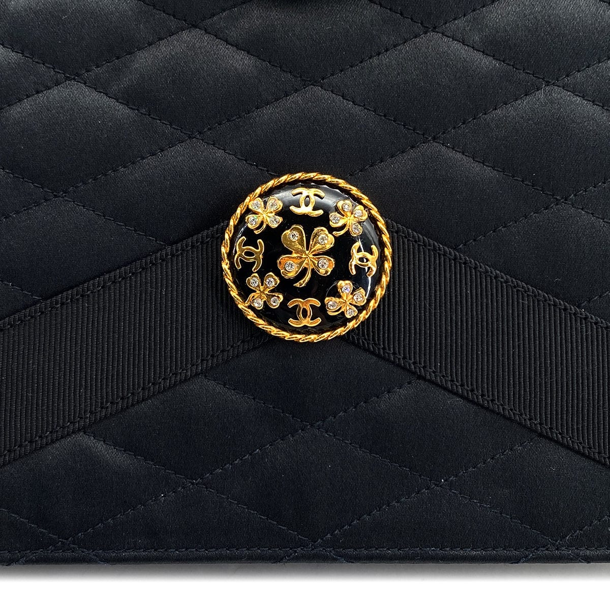 PURPOSE VINTAGE CHANEL MATELASSE CHAIN SHOULDER BAG BLACK SATIN GOLD HARDWARE 90327392