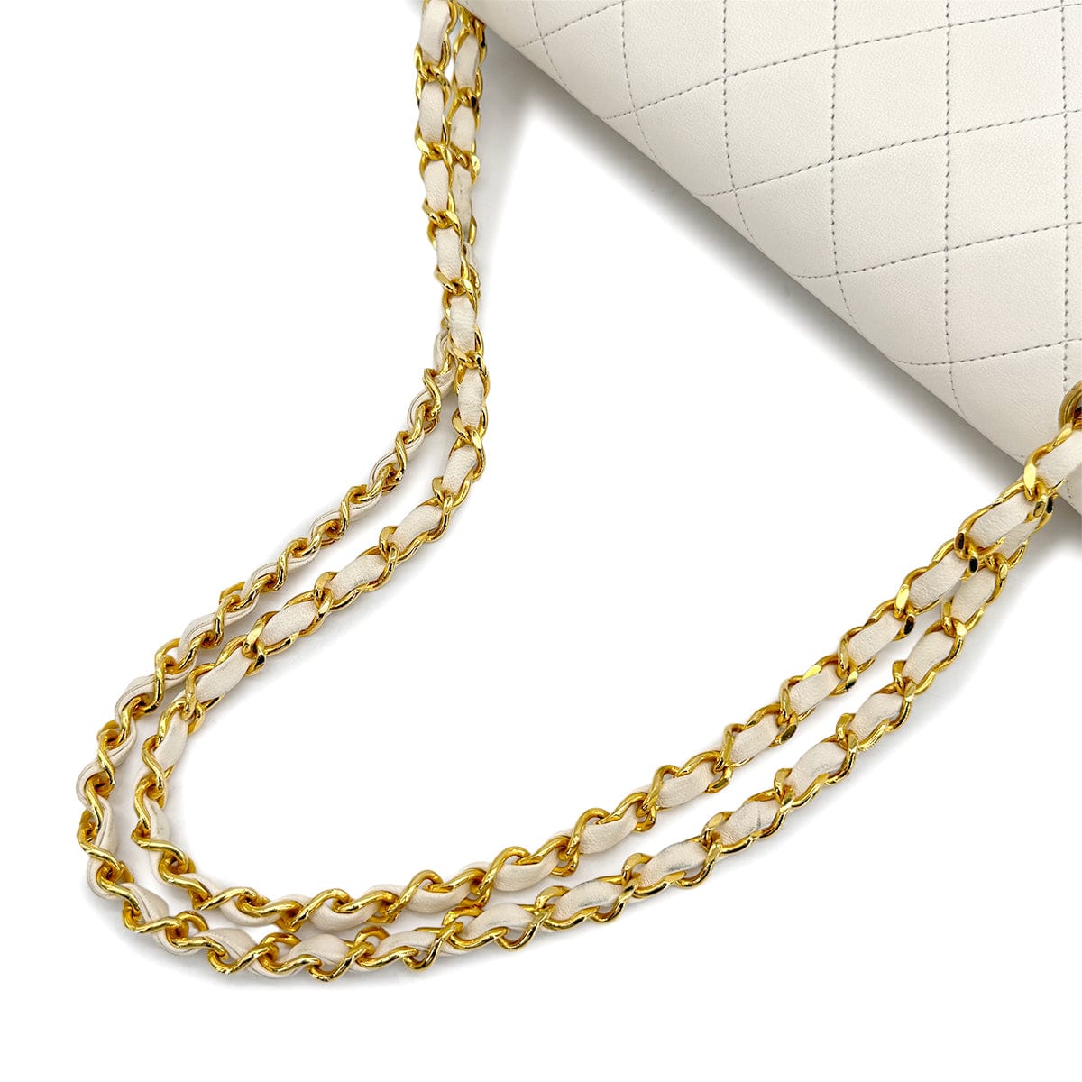 PURPOSE VINTAGE CHANEL MATELASSE CHAIN SHOULDER BAG WHITE LAMB SKIN GOLD HARDWARE 90314884