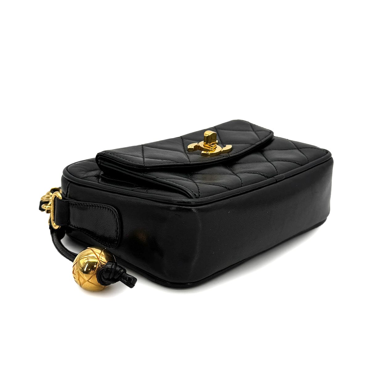 PURPOSE VINTAGE CHANEL MATELASSE MINI CHAIN SHOULDER BAG BLACK LAMB SKIN GOLD HARDWARE 90322925