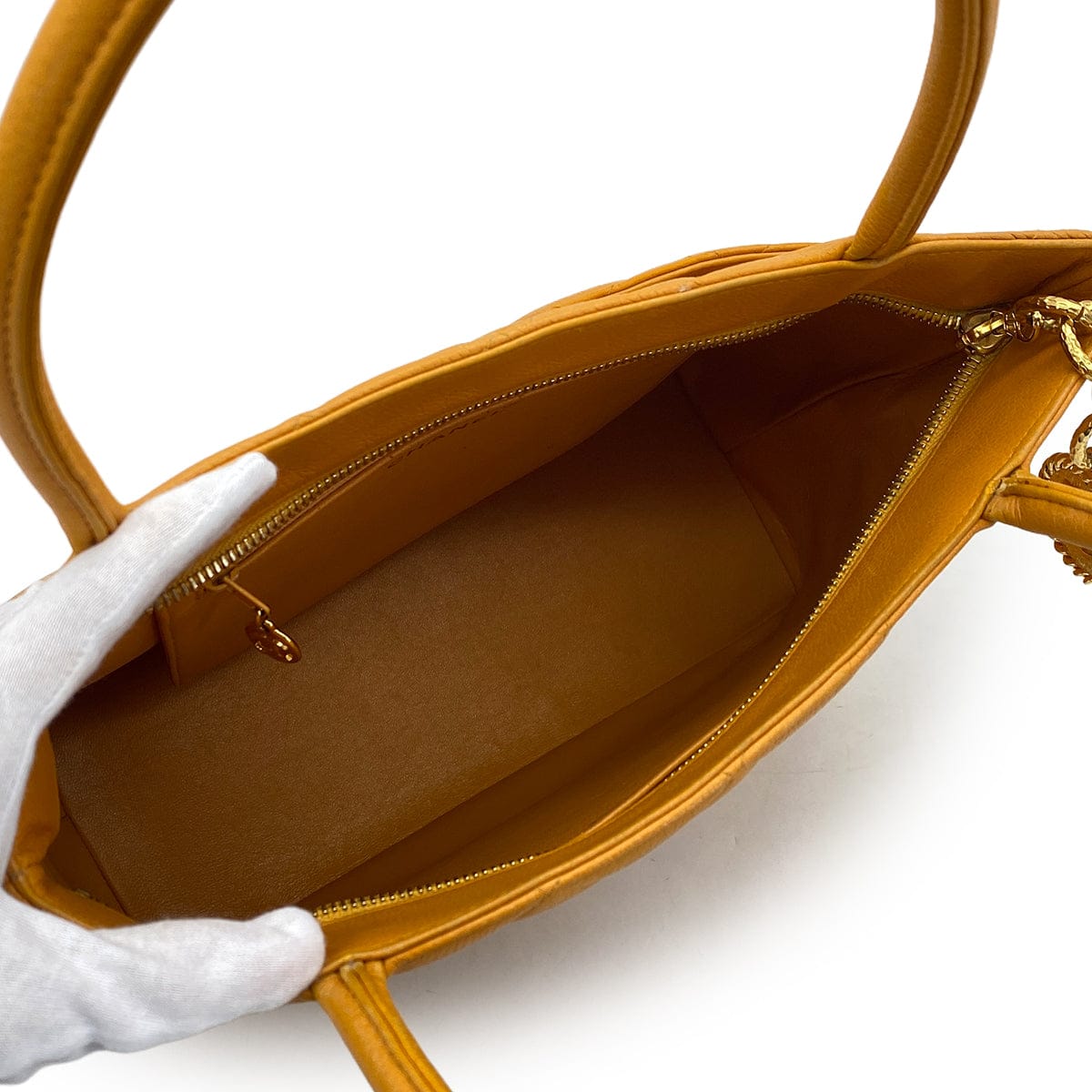 PURPOSE VINTAGE CHANEL MEDALLION MATELLASSE TOTE BAG ORANGE CAVIAR SKIN GOLD HARDWARE 90321626