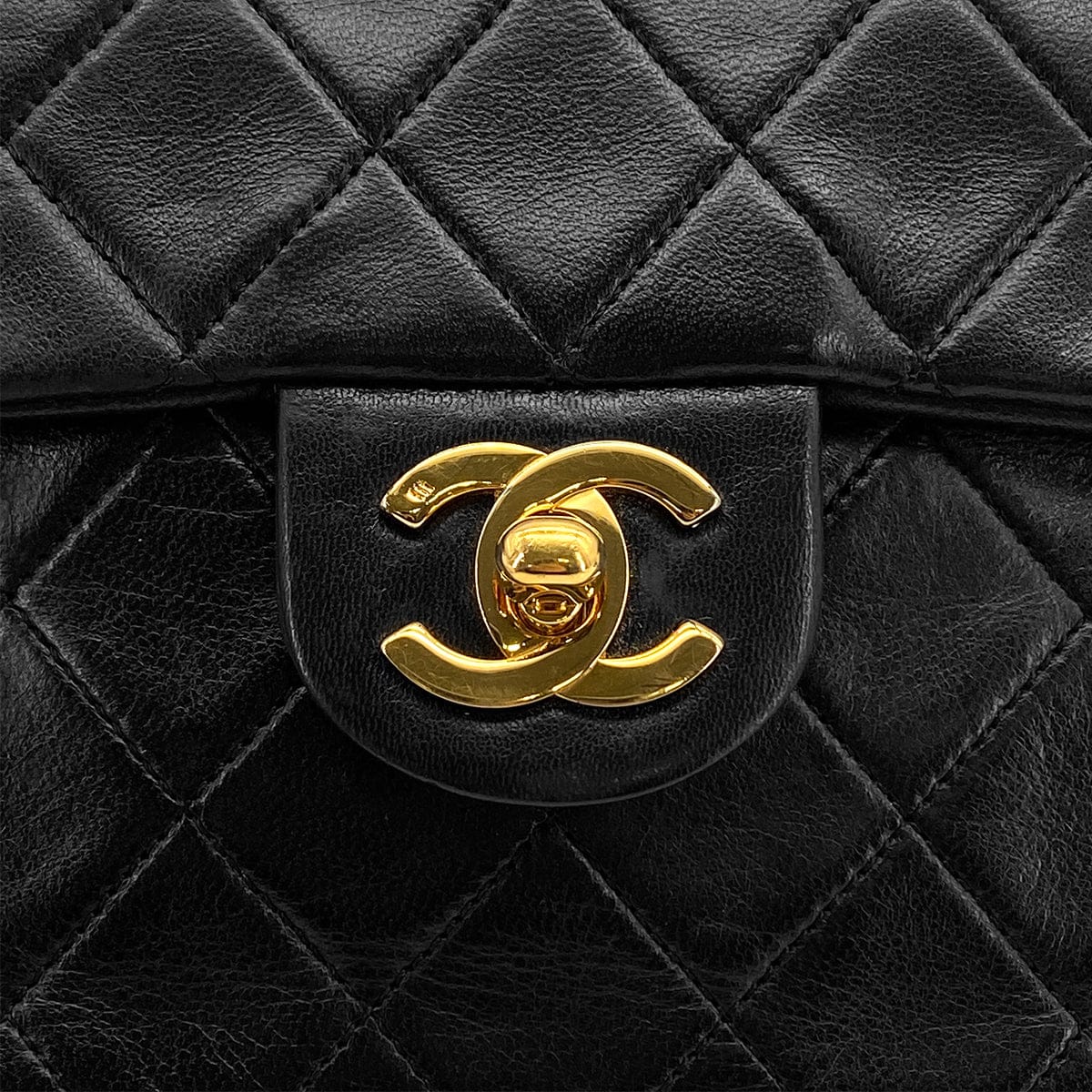 PURPOSE VINTAGE CHANEL MINI SQUARE 17 CHAIN SHOULDER BAG BLACK LAMB SKIN GOLD HARDWARE 90327281
