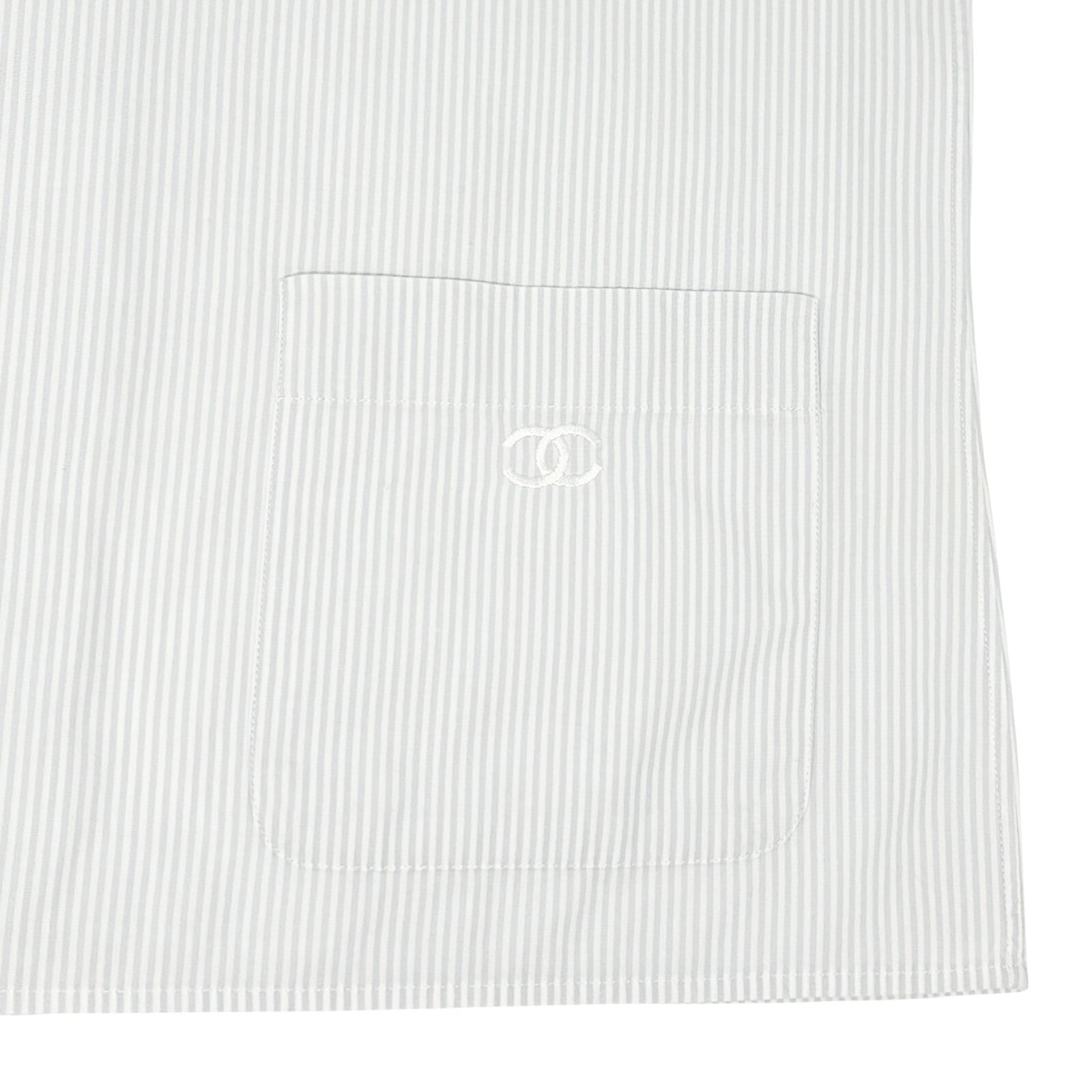 CHANEL Vintage 99P CC Logo Sleeveless Striped Shirt Blouse #36 Top Blue Cotton