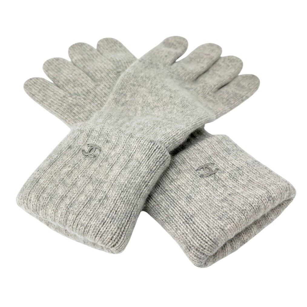 CHANEL Vintage CC Mark Logo Cashmere Knit Gloves Accessory Gray Silver