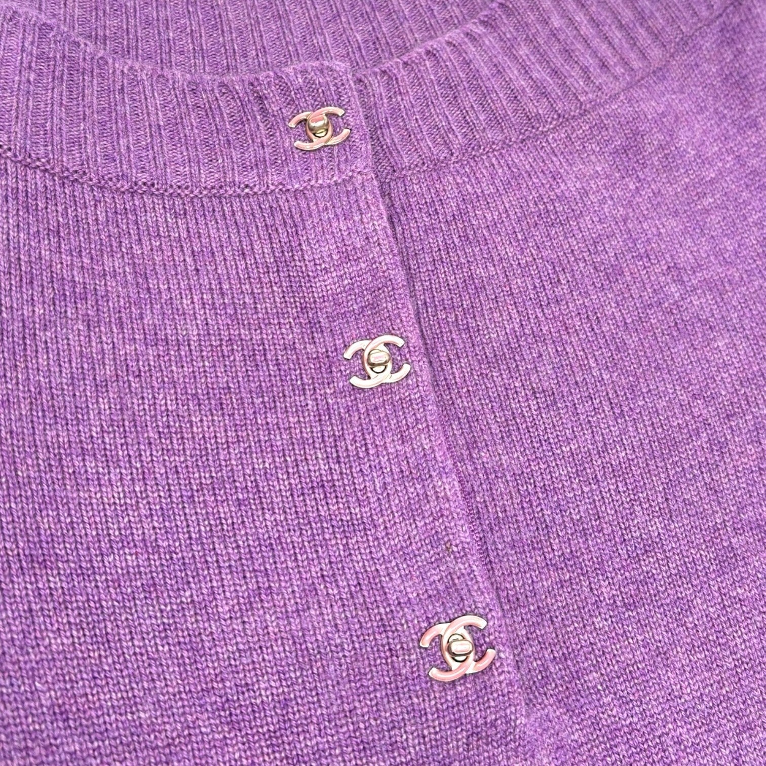 CHANEL Vintage P44445 CC Turnlock Logo Sweater Dress #34 Cashmere Purple Silver