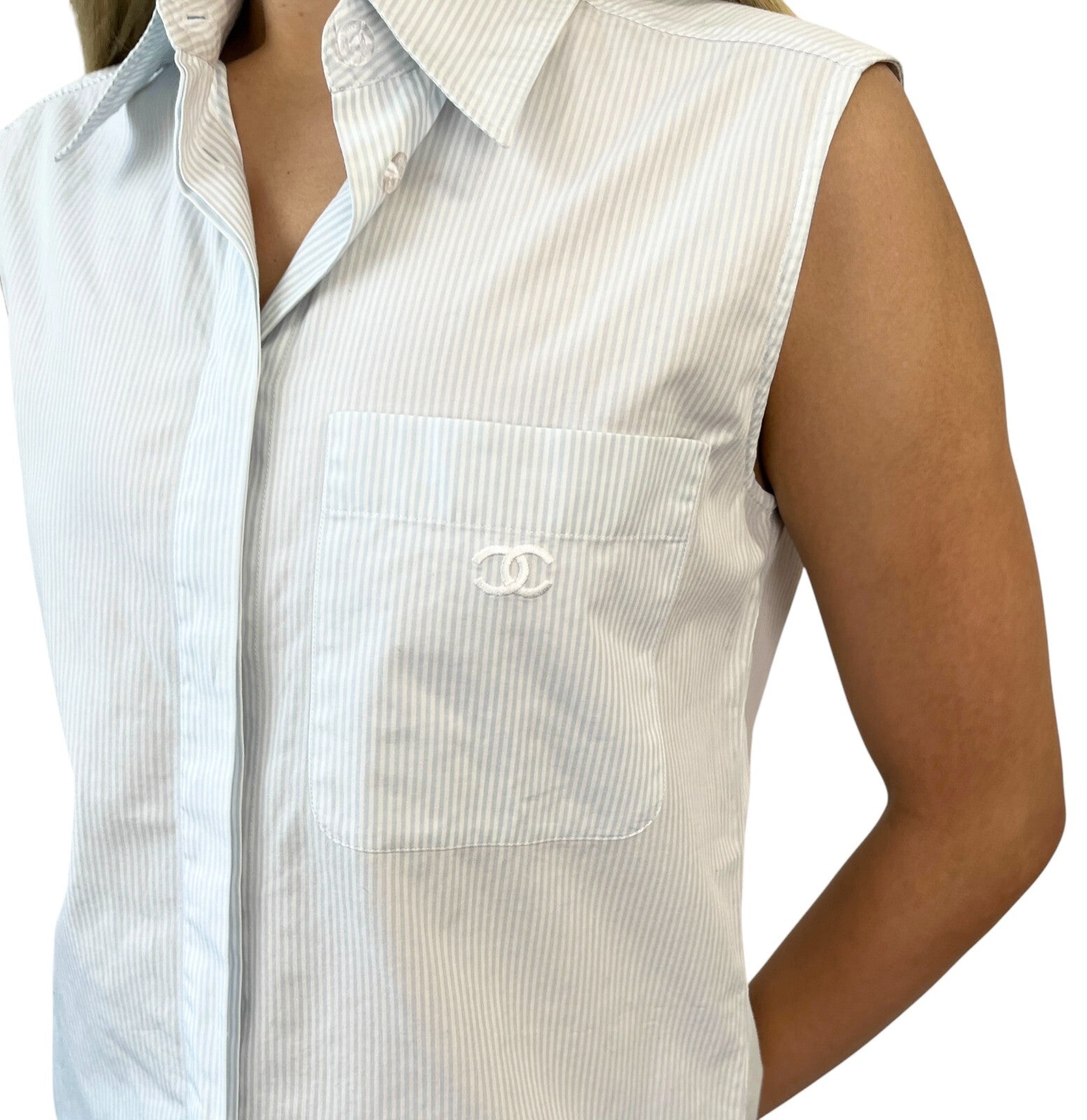 CHANEL Vintage 99P CC Logo Sleeveless Striped Shirt Blouse #36 Top Blue Cotton