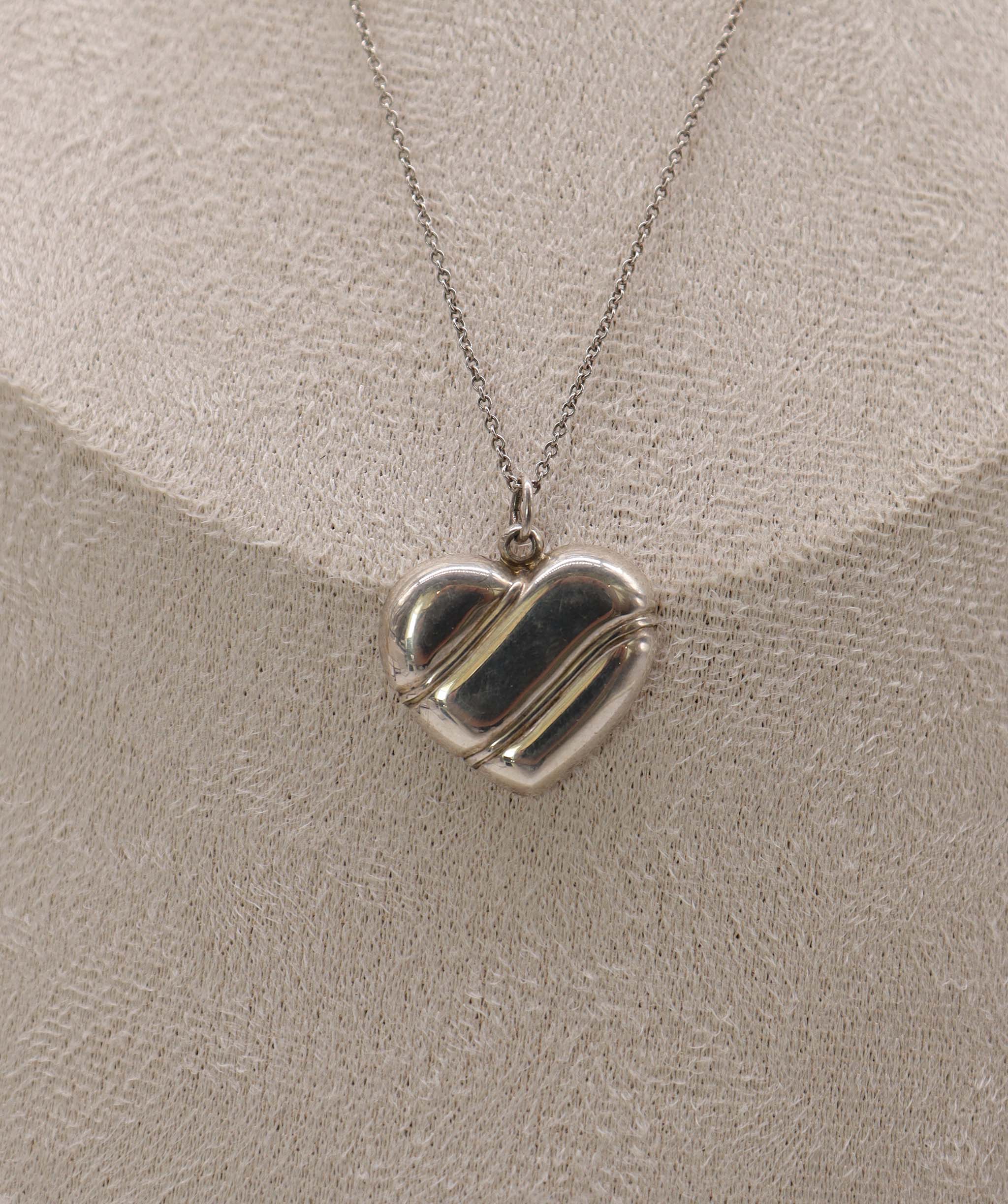 Tiffany & Co. Tiffany & Co. Heart Necklace Sterling Silver 925 109561
