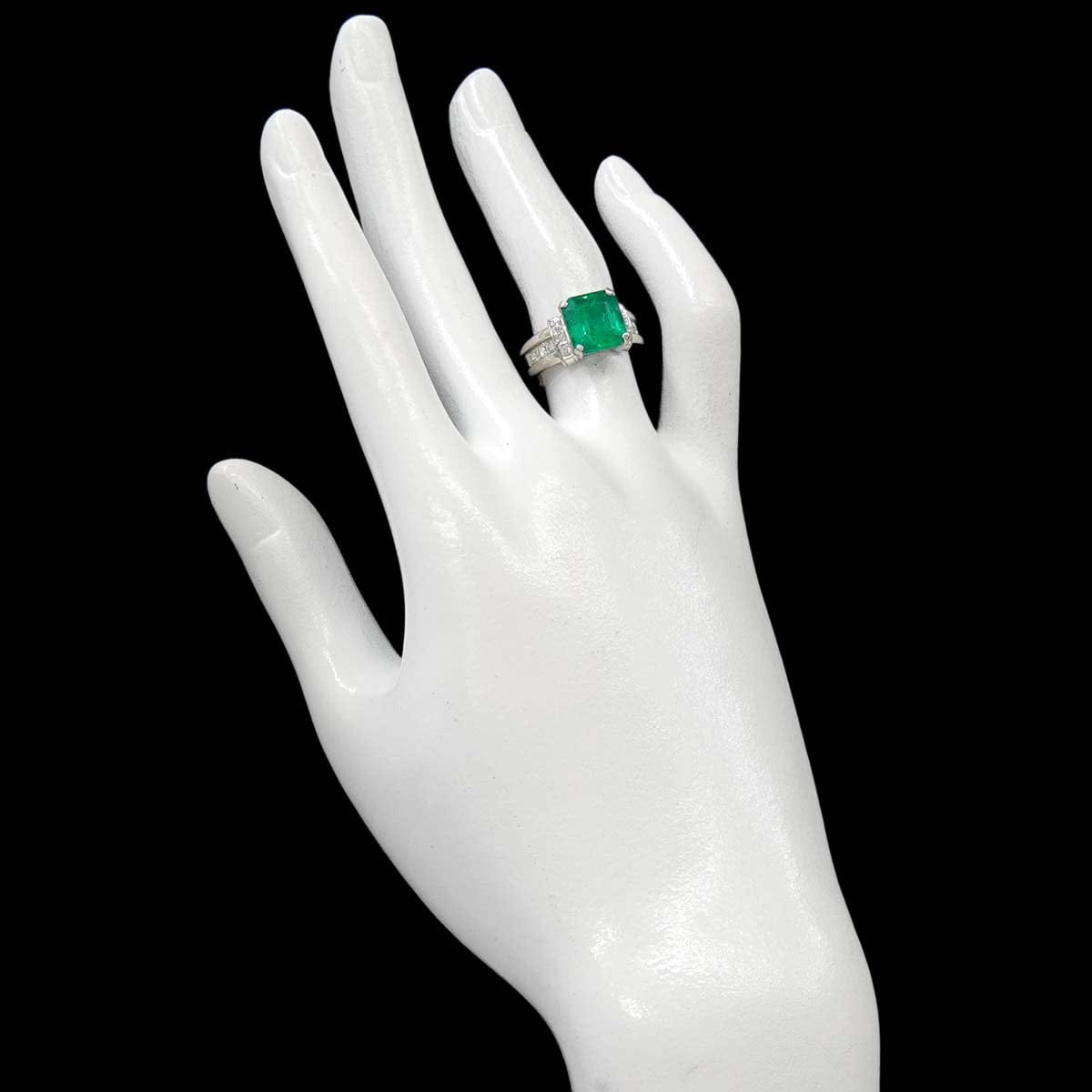 Unbranded Emerald 2.75ct Diamond 0.27ct Ring Pt Platinum size5.5-5.75(US) 90316480