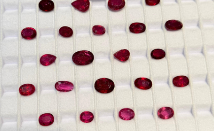 Rubelite tourmaline (pigeon Blood color) (price per 1 stone) DXBCS3537