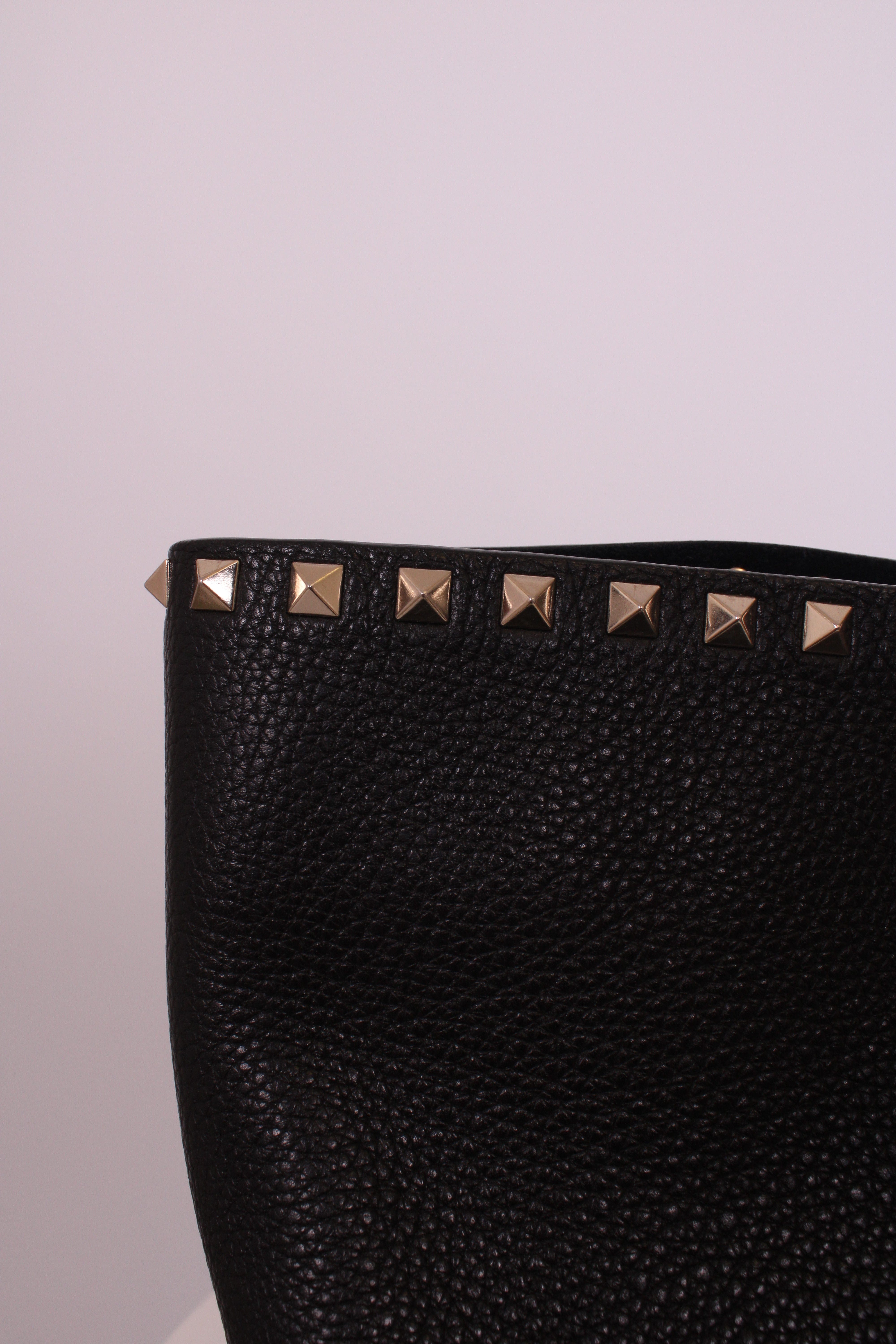 Valentino Valentino Rockstud tote black grained large