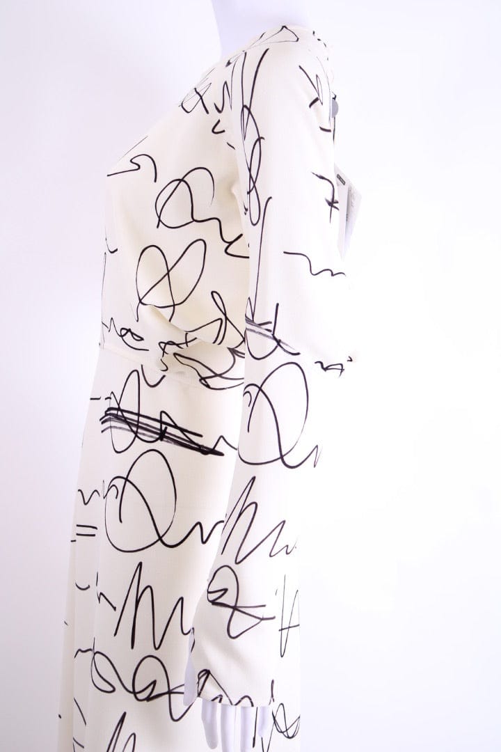 Victoria Beckham Victoria Beckham Scribble Print Crepe Dress White/ Black 10
