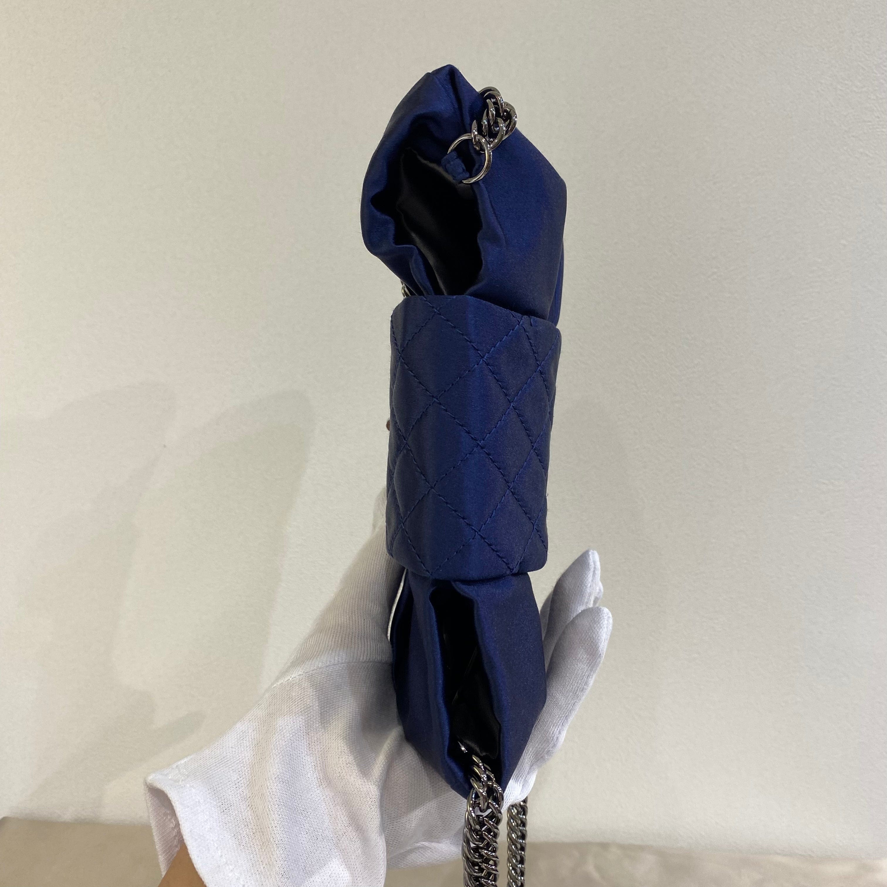 VINTAGE LOVER PURPOSE CHANEL VINTAGE RIBBON CHAIN SHOULDER BAG NAVY SATIN 90197085