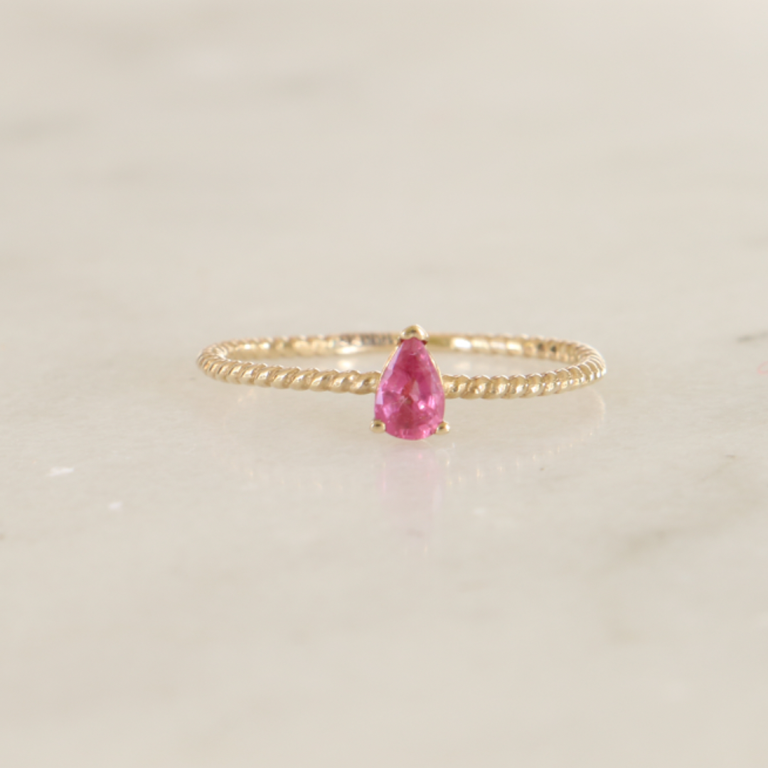 WillowFineJewellery 10ct Yellow Gold Pear Ruby Ring