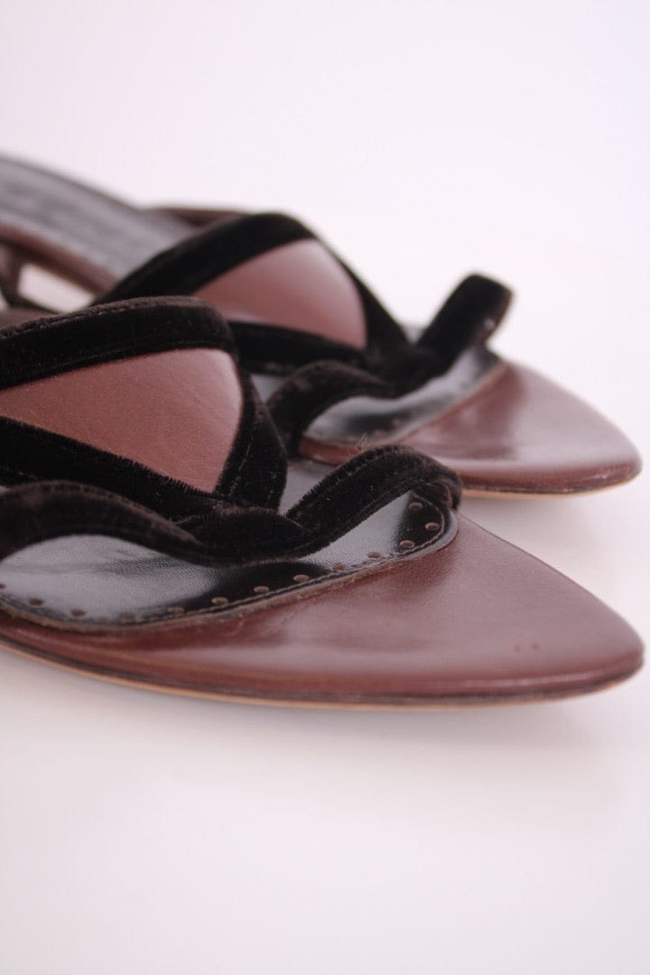 Yves Saint Laurent Yves Saint Laurent Kitten Heels Brown 37