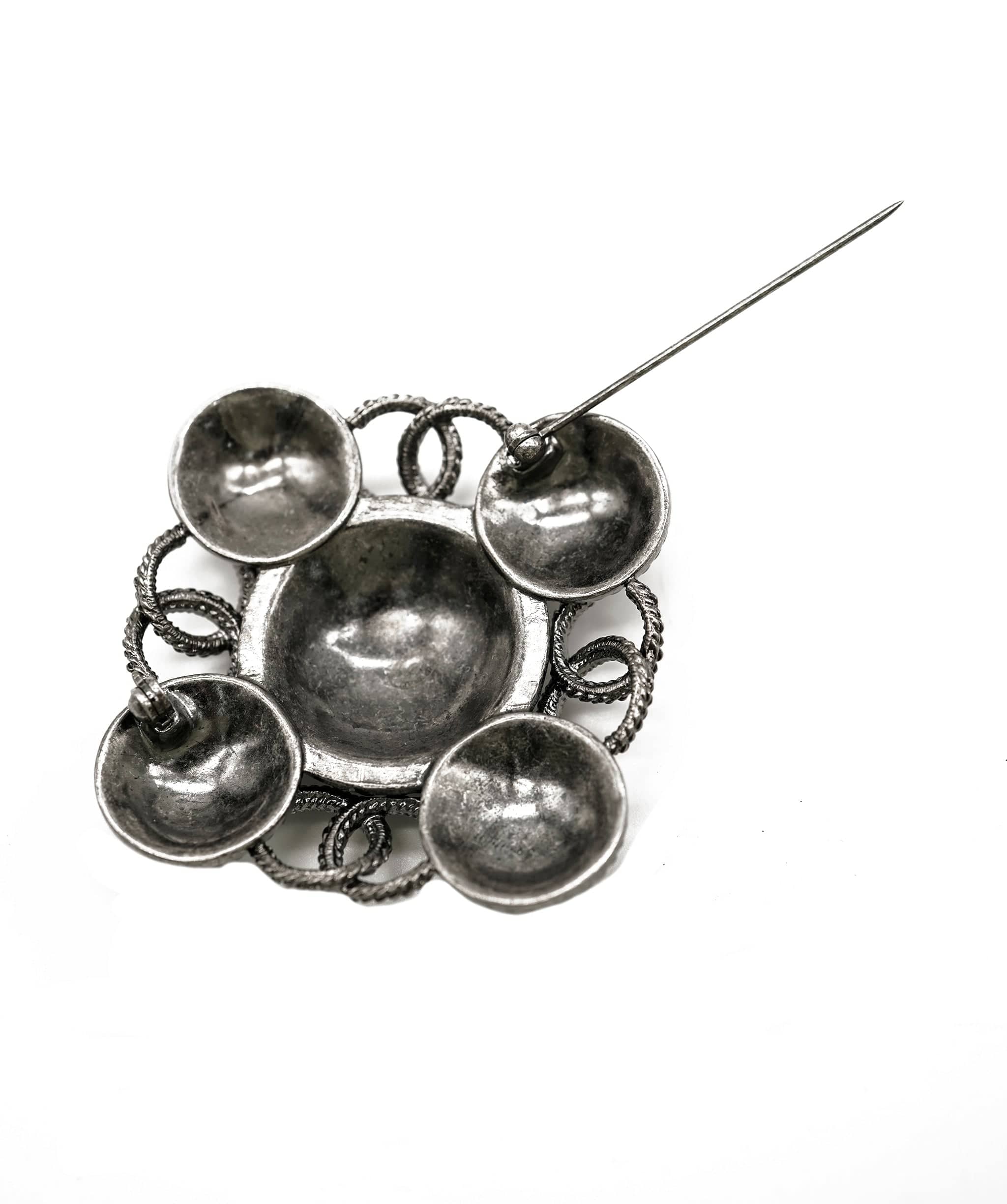 Chanel Chanel brooch - AWL2748