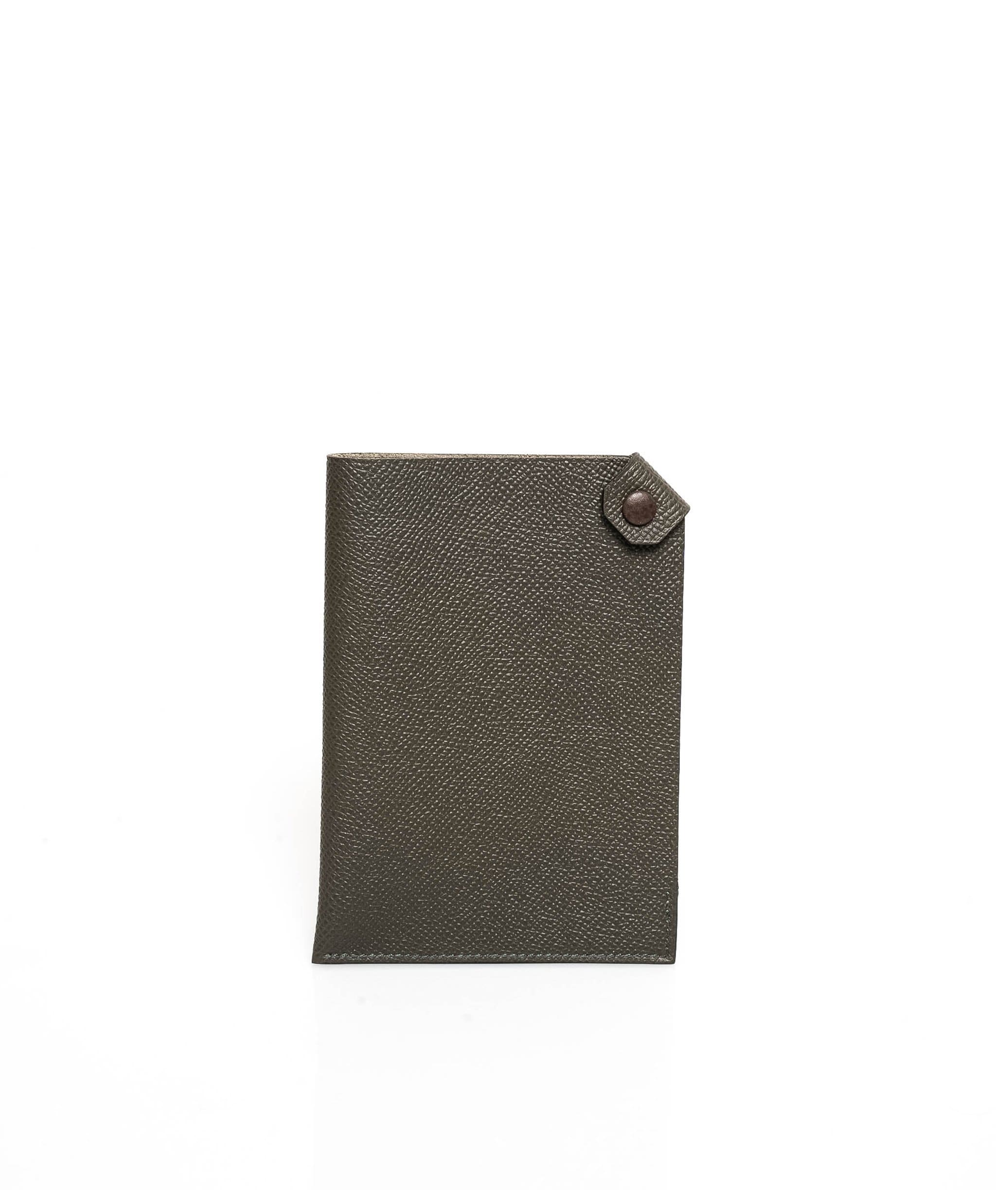 Hermes Passport Vert Amande cover AWL1720 LuxuryPromise