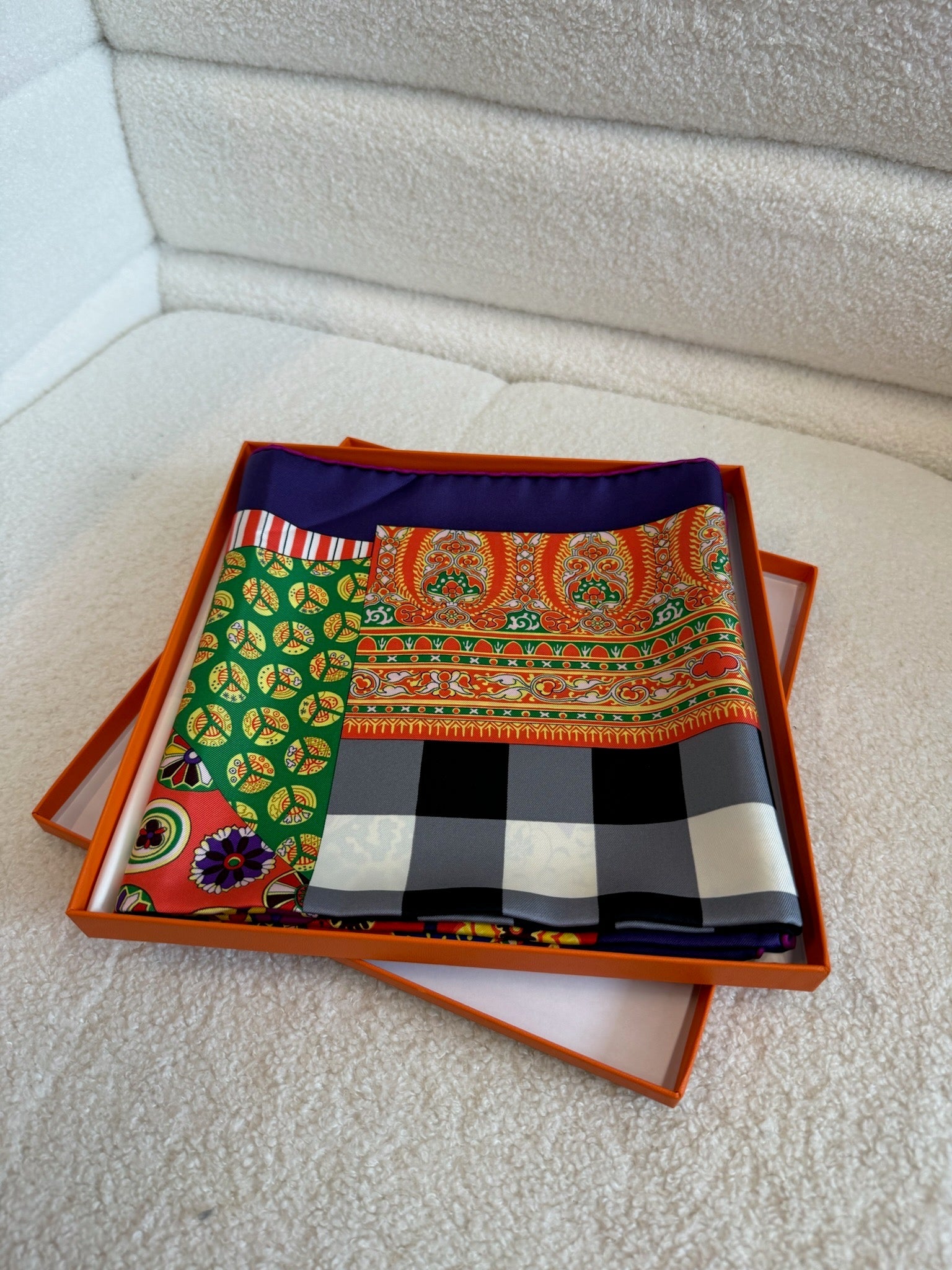 Hermès Carré 90 Scarf Patchwork Purple / Multicolour image 1