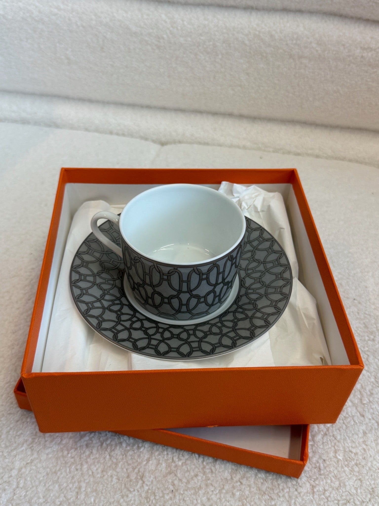 Hermès H Déco Tea Cup and Saucer Grey image 1