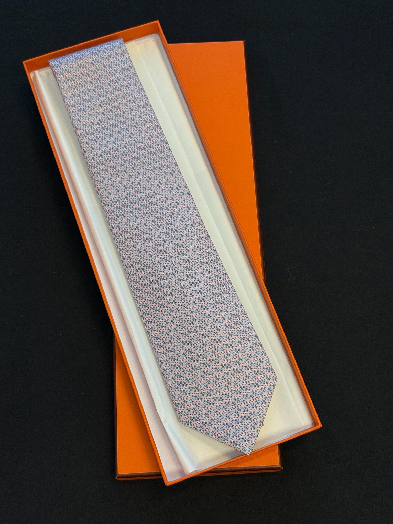 Hermès Silk Tie – Pink / Blue Geometric Print image 1
