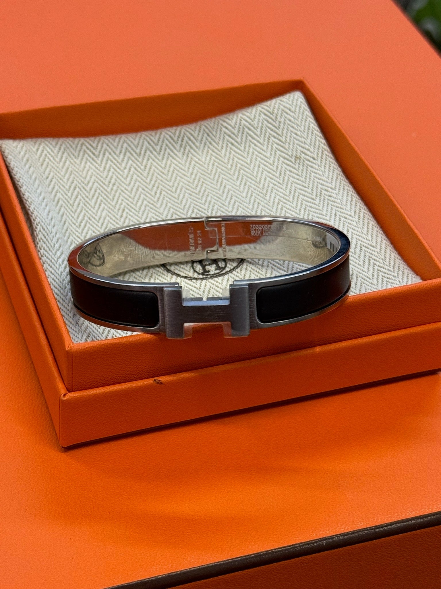 Hermès Clic H Bracelet - Noir Matte image 1