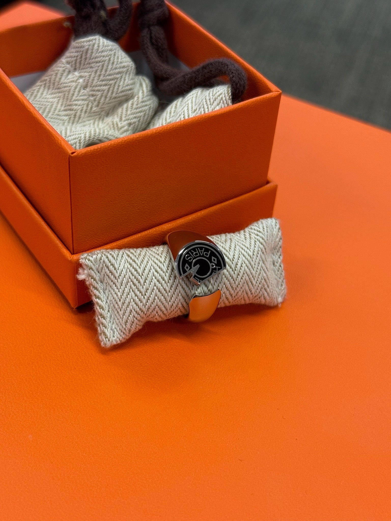 Hermès Scarf Ring - Silver Tone image 1