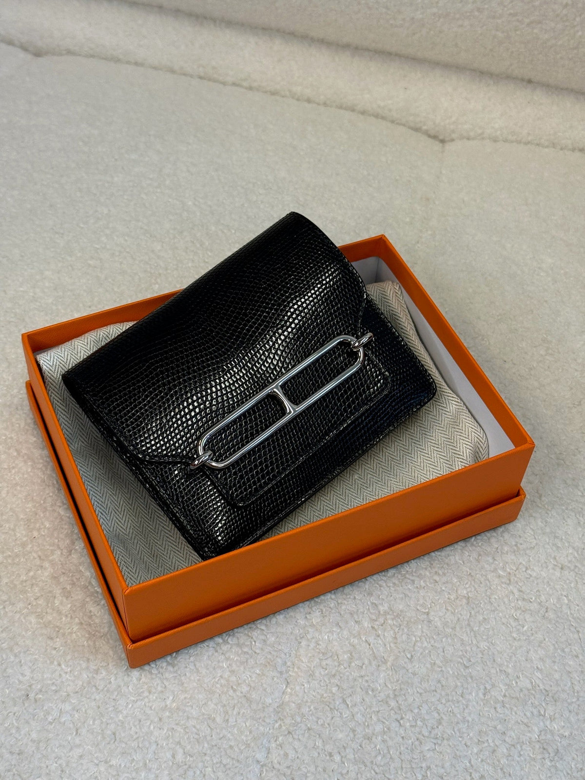 Hermès Roulis Compact Wallet - Black image 1