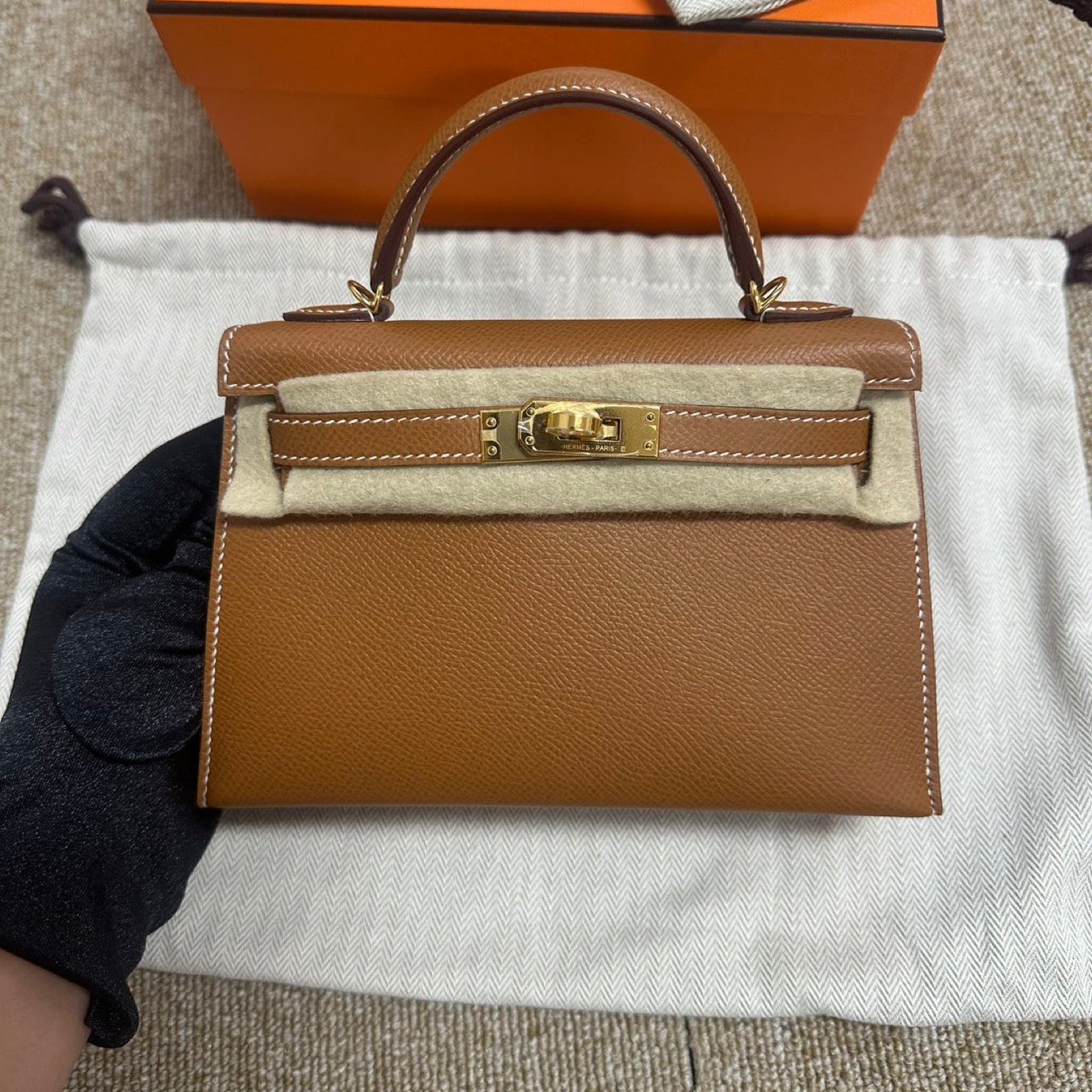 Hermès Mini Kelly Gold GHW Stamp C image 1